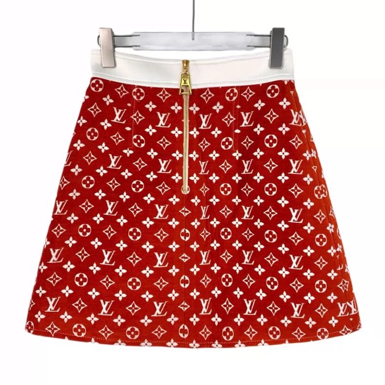 Louis Vuitton Louis Vuitton Red Logo A-Line Skirt Size US 36 / EU 52 - 2 Thumbnail