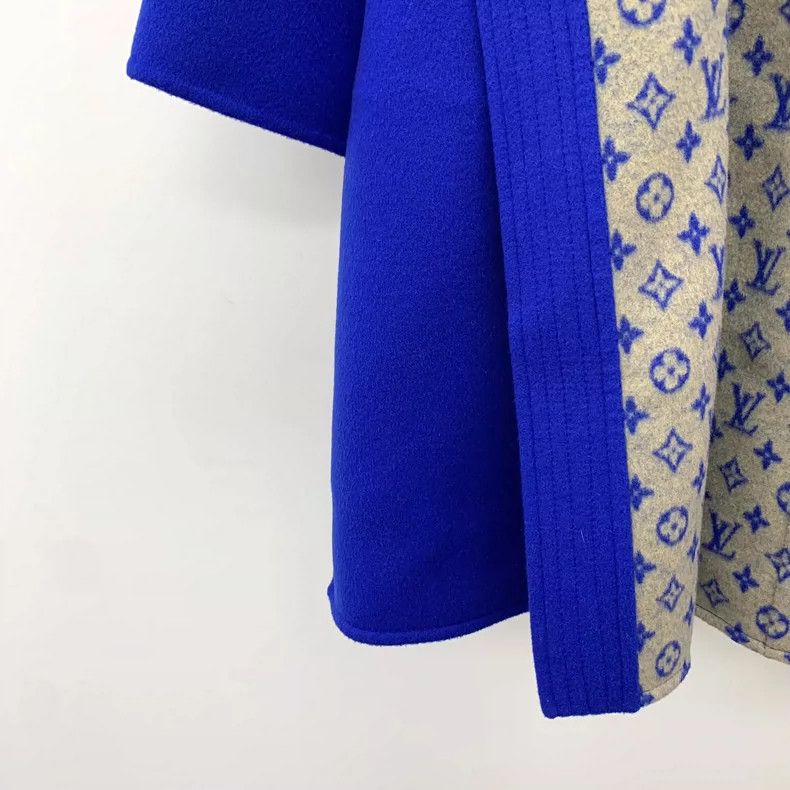 Louis Vuitton Louis Vuitton Blue Logo Hooded Coat Size US XXS / EU 40 - 4 Thumbnail