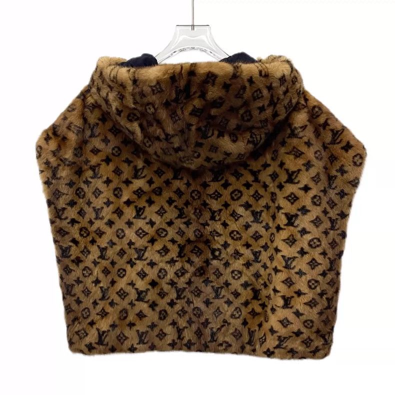 Louis Vuitton Louis Vuitton Brown Logo Fur Hooded Jacket Size US S / EU 44-46 / 1 - 2 Thumbnail