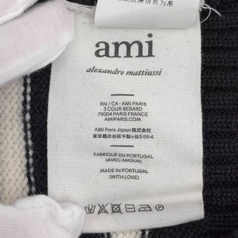 AMI Wool Turtleneck Sweater with Heart Design Size US S / EU 44-46 / 1 - 7 Thumbnail