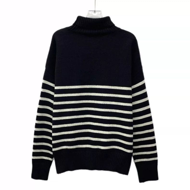 AMI Wool Turtleneck Sweater with Heart Design Size US S / EU 44-46 / 1 - 2 Thumbnail