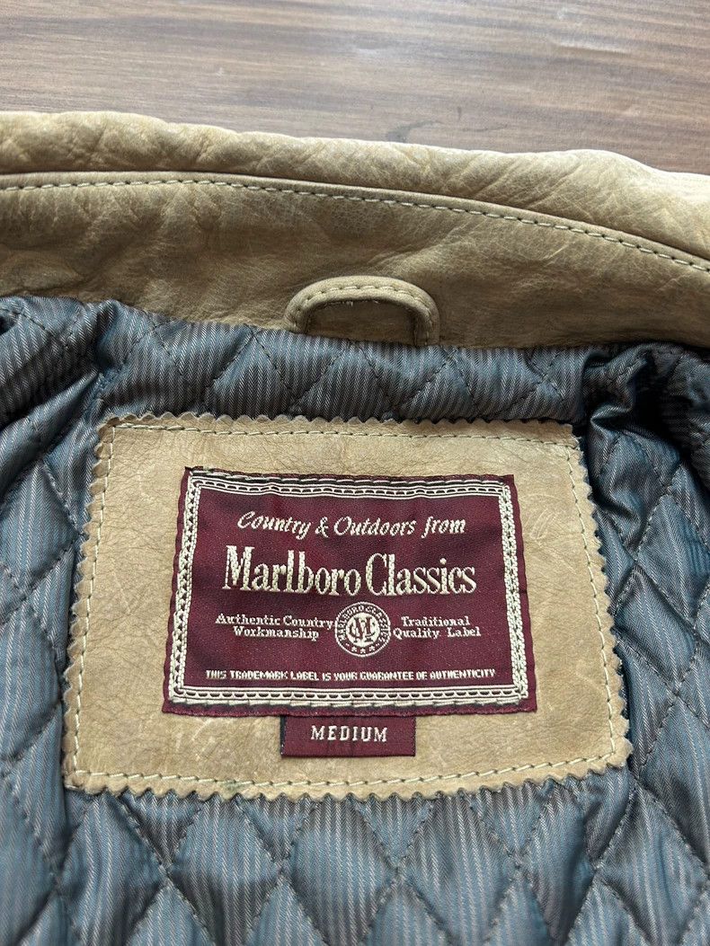 Vintage Vintage Marlboro Classic Leather Jacket Size US L / EU 52-54 / 3 - 4 Thumbnail