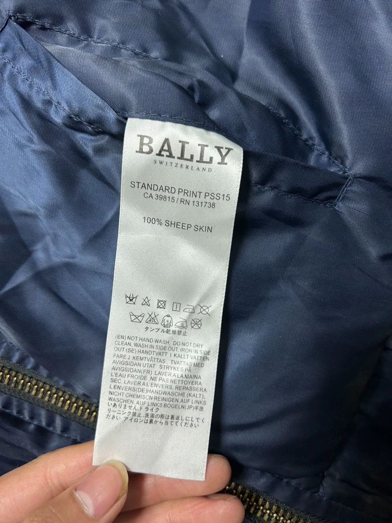 Schott Men's Reversible Leather Jacket with Minor Flaws Size US M / EU 48-50 / 2 - 4 Thumbnail