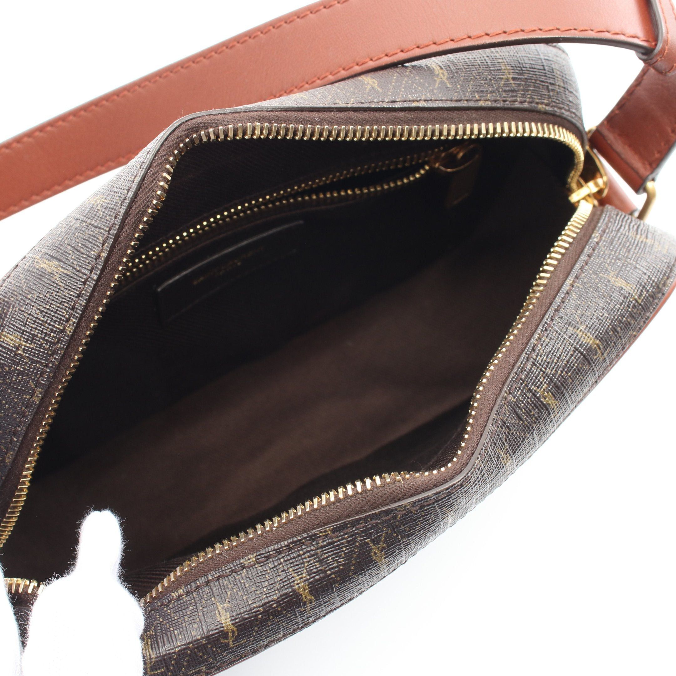 Yves Saint Laurent Yves Saint Laurent Monogram Camera Bag Shoulder Leather Dark Brown Size ONE SIZE - 3 Thumbnail