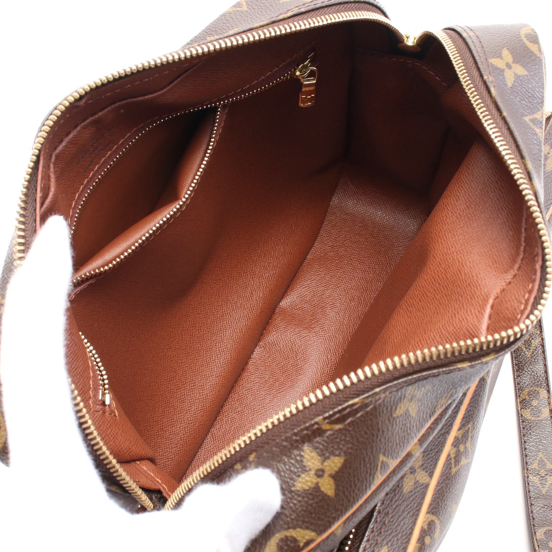 Louis Vuitton Louis Vuitton Nil Monogram Shoulder Bag Leather Brown Size ONE SIZE - 3 Thumbnail