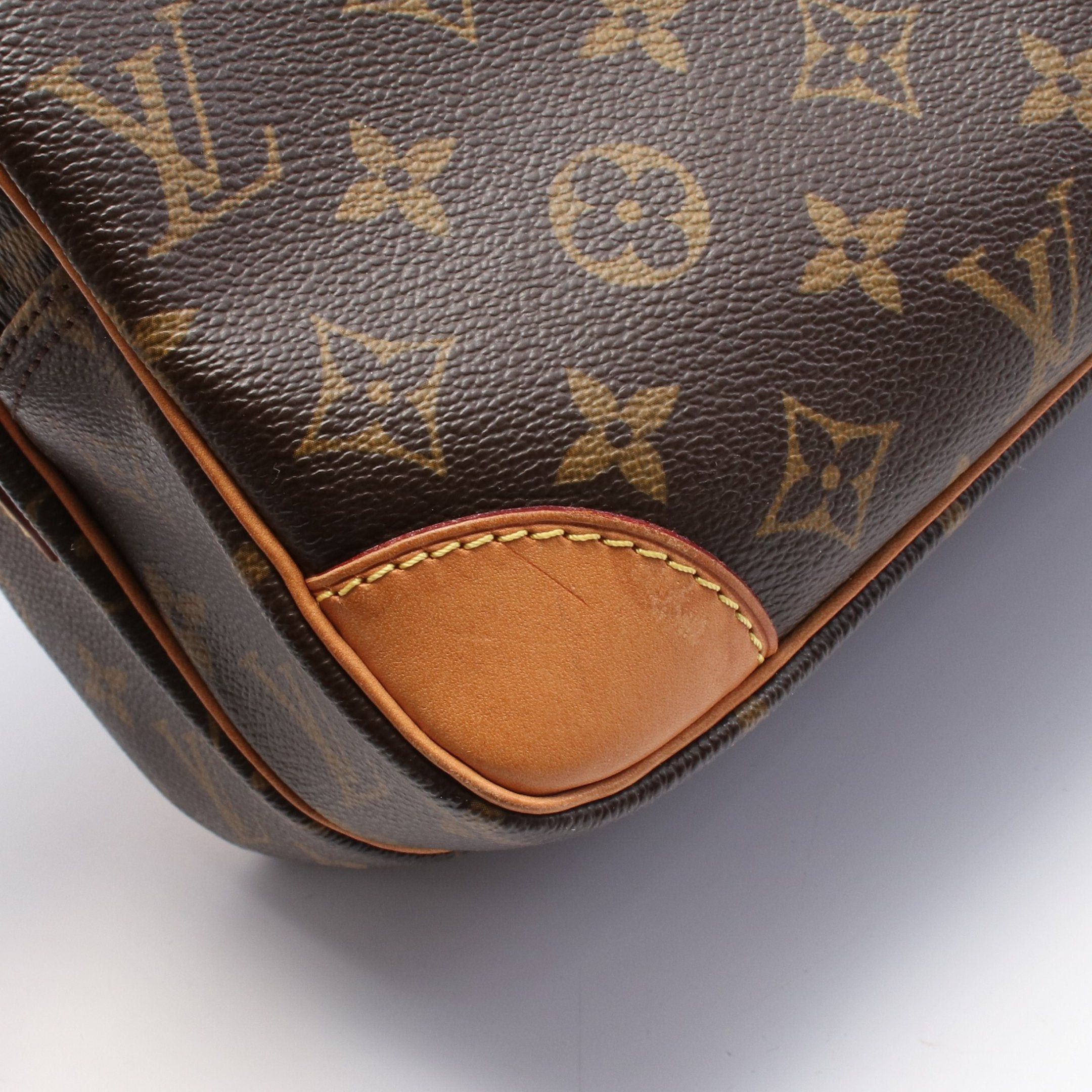 Louis Vuitton Louis Vuitton Nil Monogram Shoulder Bag Leather Brown Size ONE SIZE - 6 Thumbnail