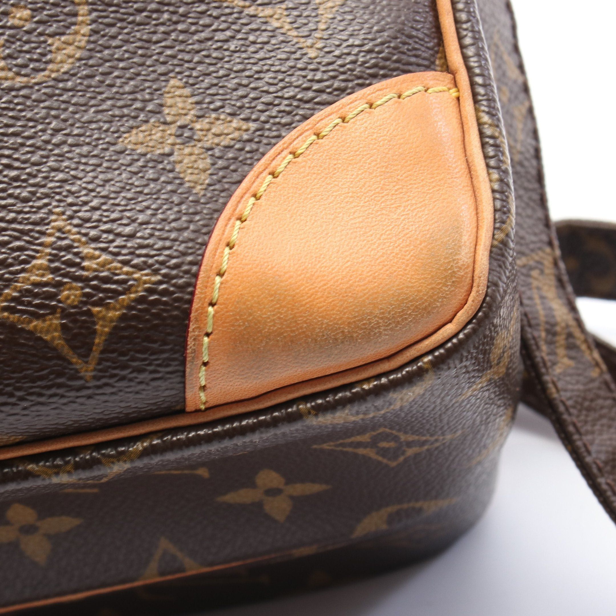 Louis Vuitton Louis Vuitton Nil Monogram Shoulder Bag Leather Brown Size ONE SIZE - 8 Thumbnail