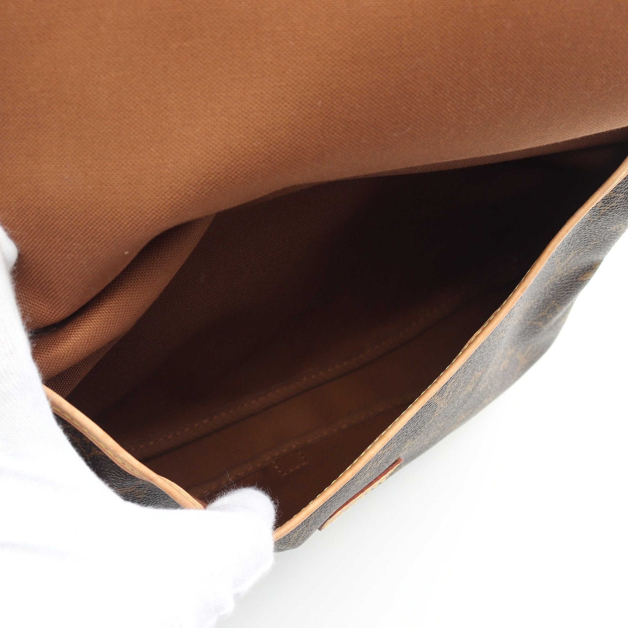 Louis Vuitton Louis Vuitton Saumur 30 Monogram Shoulder Bag Leather Brown Size ONE SIZE - 3 Thumbnail
