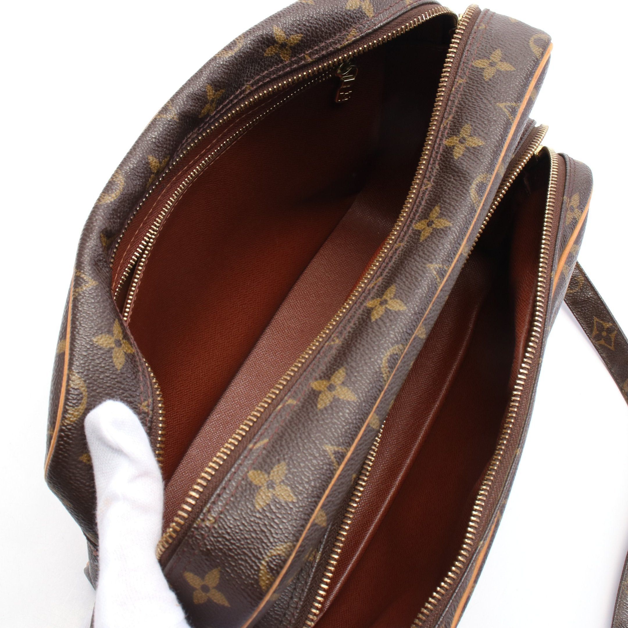 Louis Vuitton Louis Vuitton Nil Monogram Shoulder Bag Leather Brown Size ONE SIZE - 3 Thumbnail