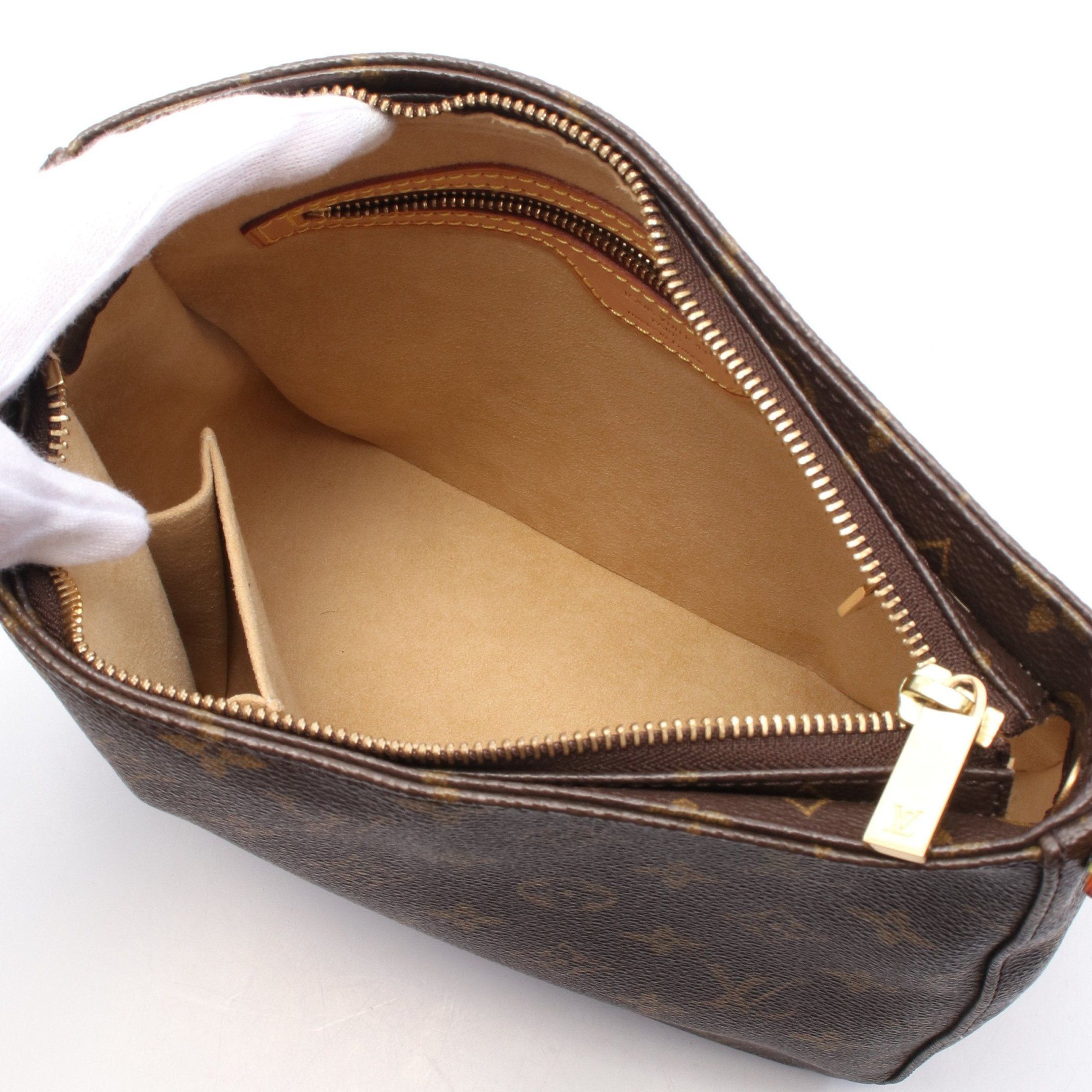 Louis Vuitton Louis Vuitton Looping Mm Monogram Shoulder Bag Leather Brown Size ONE SIZE - 3 Thumbnail