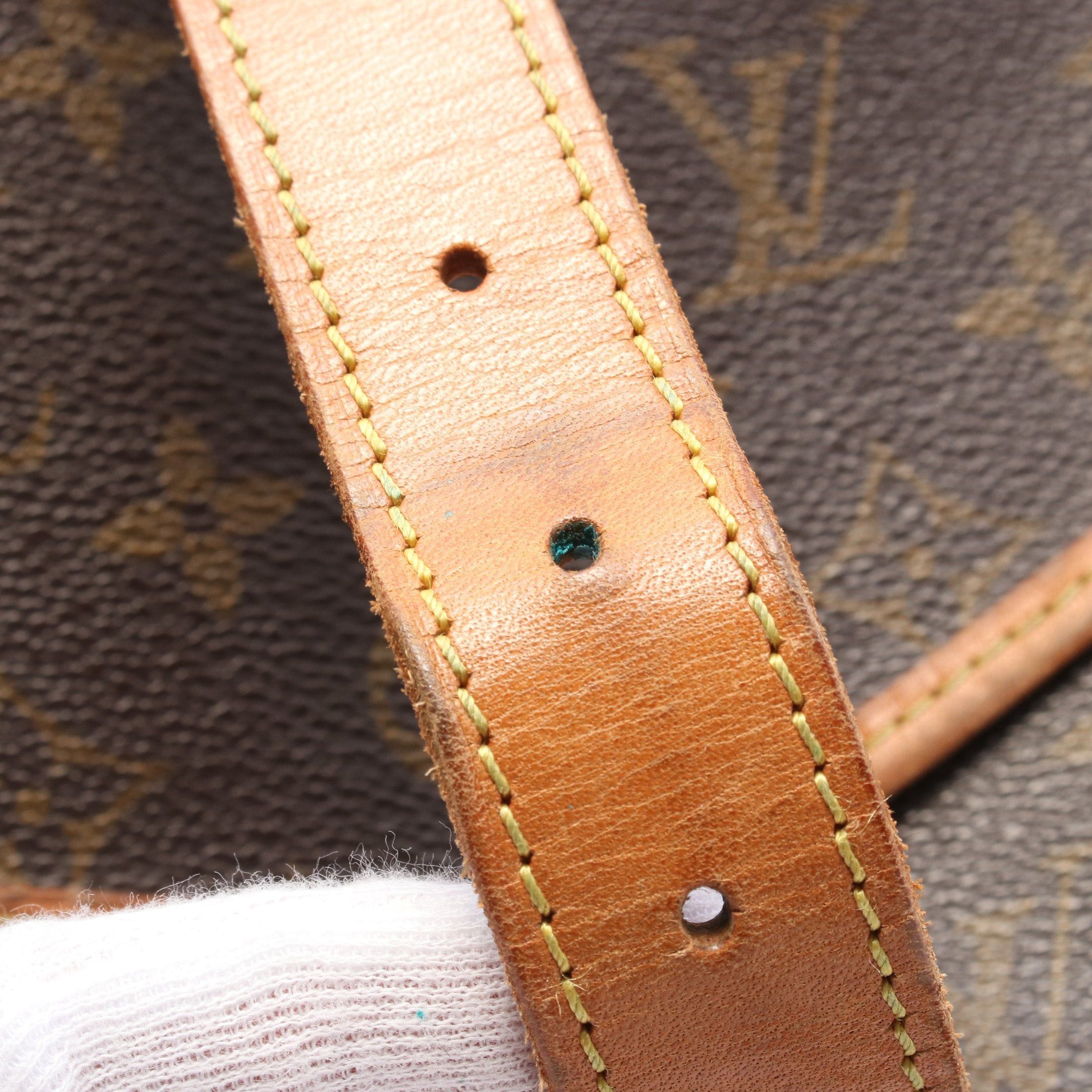 Louis Vuitton Louis Vuitton Saumur 35 Monogram Shoulder Bag Leather Brown Size ONE SIZE - 11 Thumbnail