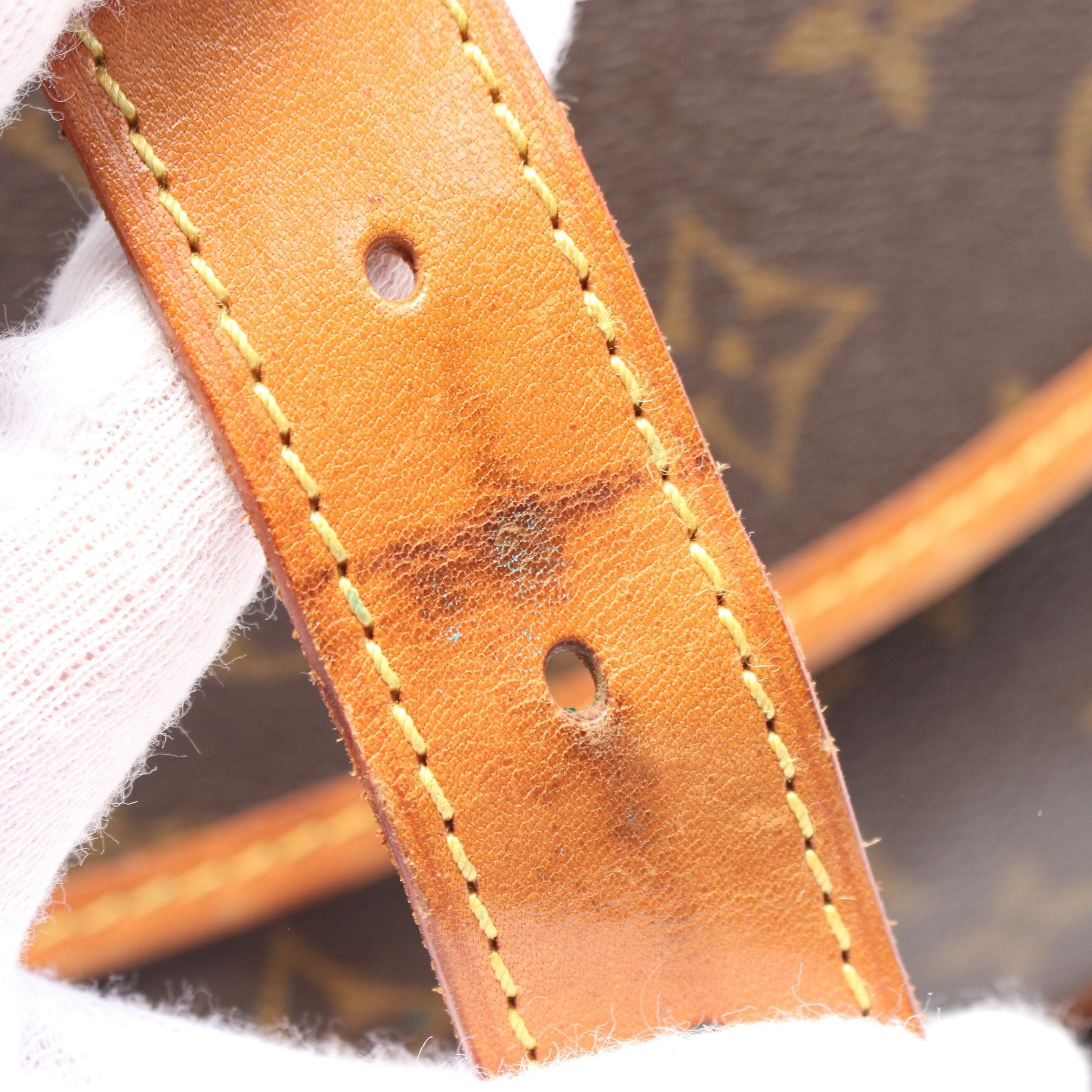 Louis Vuitton Louis Vuitton Saumur 35 Monogram Shoulder Bag Leather Brown Size ONE SIZE - 9 Thumbnail