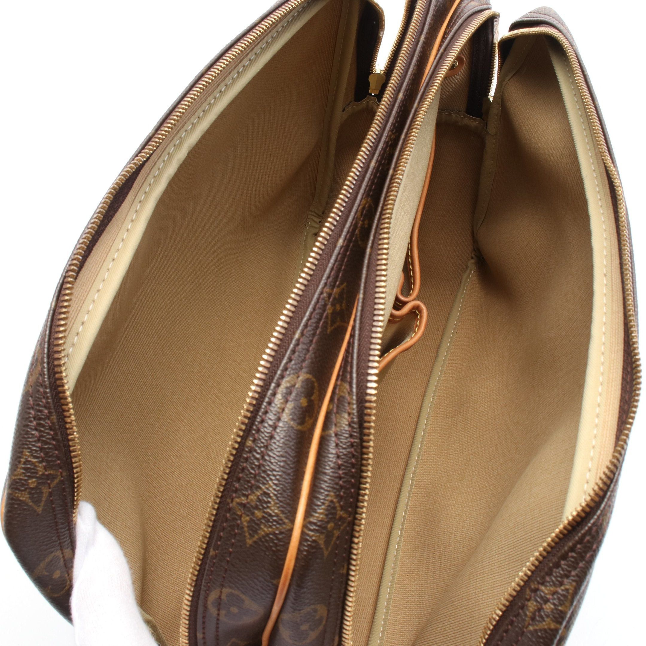 Louis Vuitton Louis Vuitton Reporter Gm Monogram Shoulder Bag Leather Brown Size ONE SIZE - 3 Thumbnail