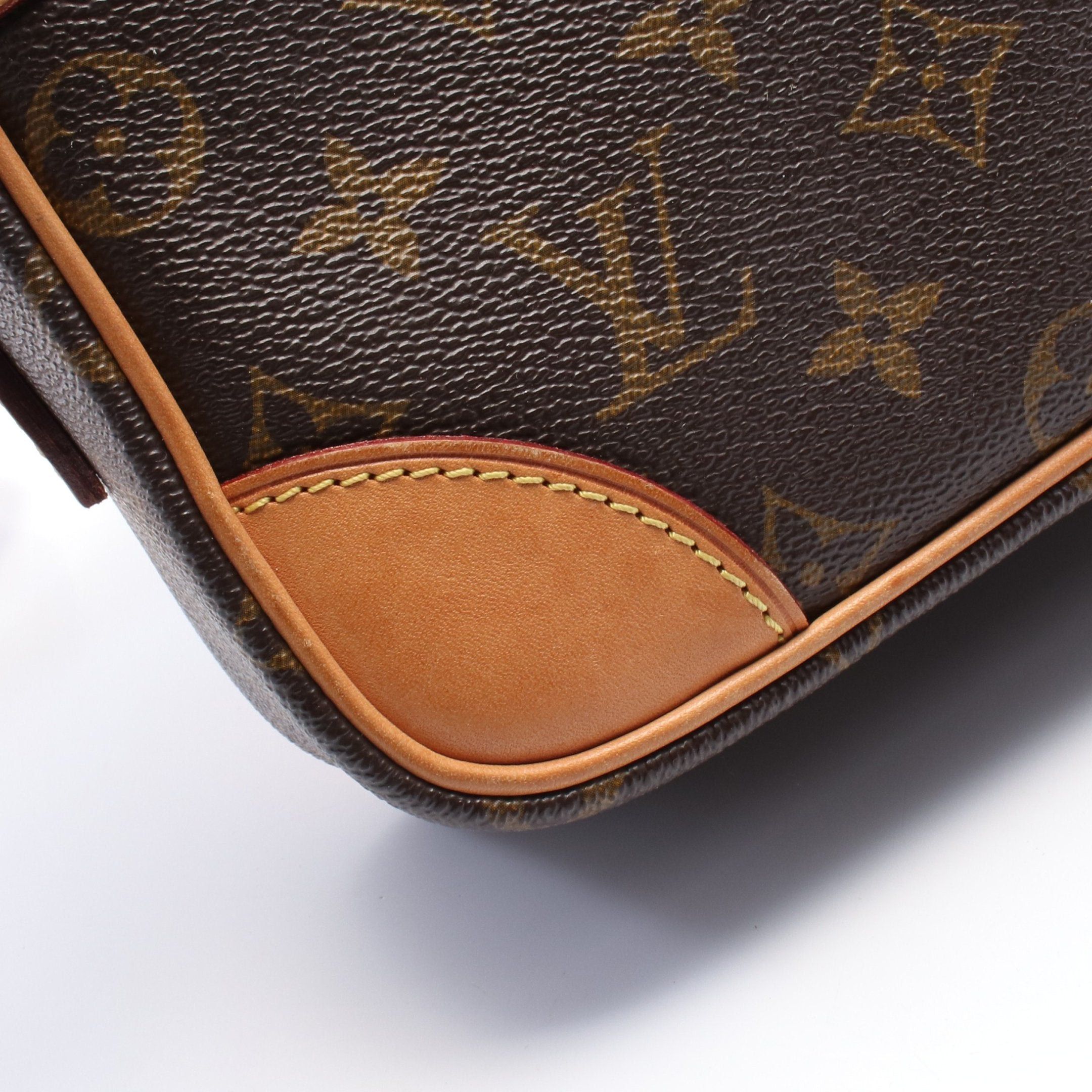 Louis Vuitton Louis Vuitton Trocadero 27 Monogram Shoulder Bag Leather Brown Size ONE SIZE - 6 Thumbnail