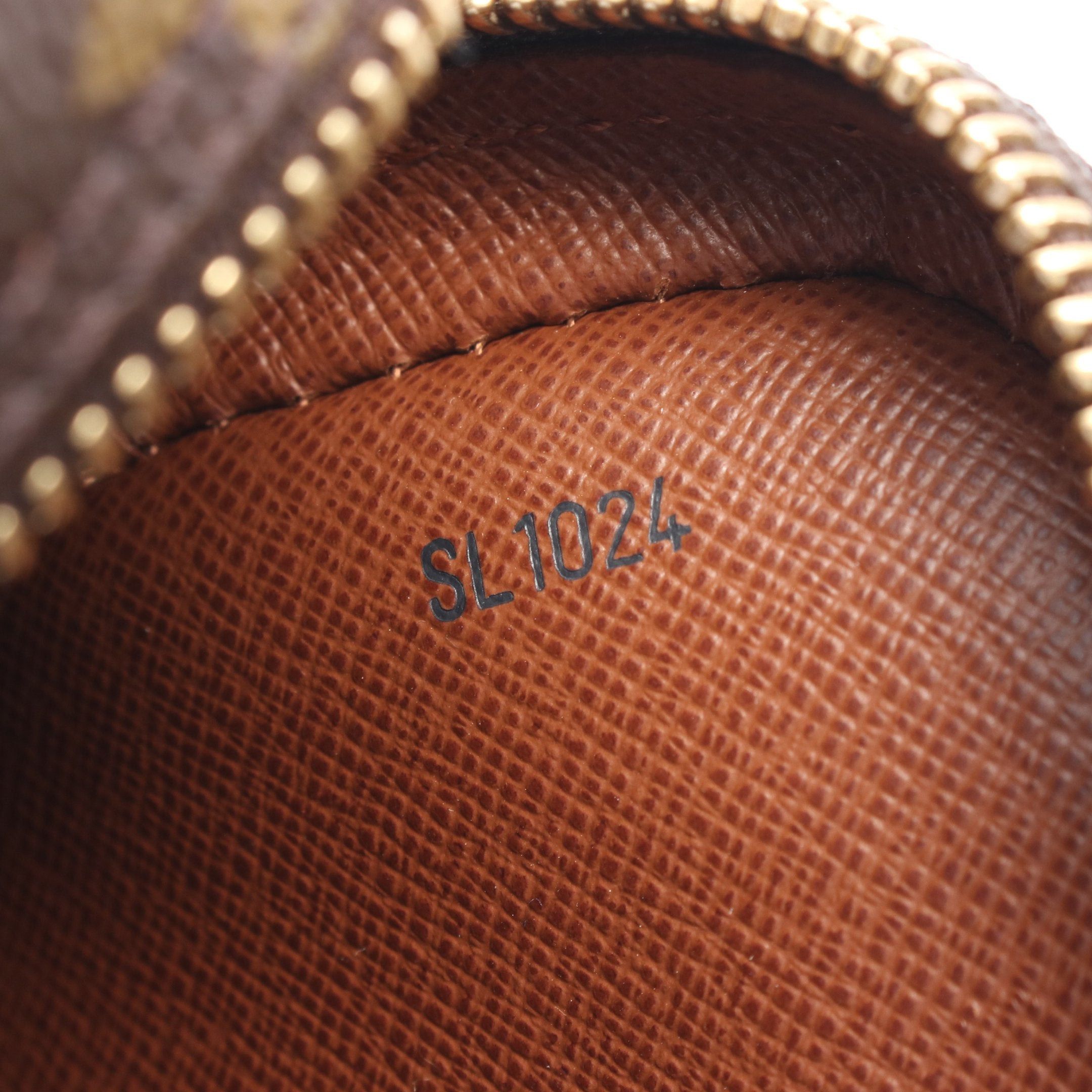 Louis Vuitton Louis Vuitton Danube Monogram Shoulder Bag Leather Brown Size ONE SIZE - 5 Thumbnail