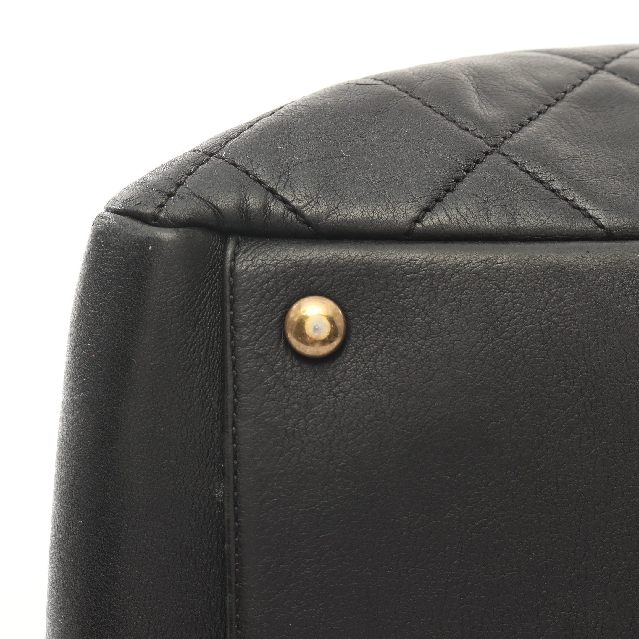 Chanel Chanel Matelasse Chain Shoulder Bag Lambskin Black Antique Gold Hardware Size ONE SIZE - 10 Thumbnail