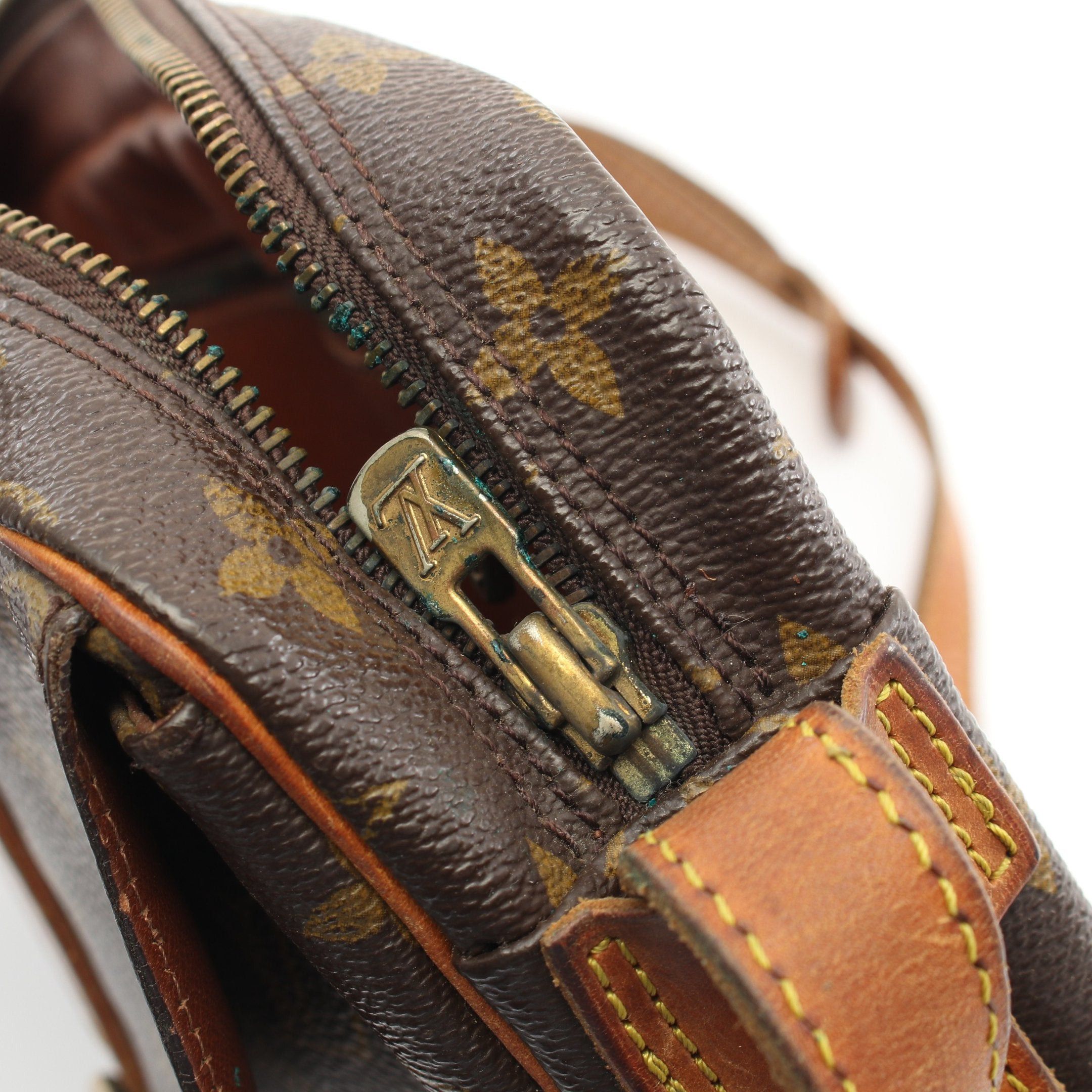 Louis Vuitton Louis Vuitton Genefille Gm Monogram Shoulder Bag Leather Brown Size ONE SIZE - 11 Thumbnail