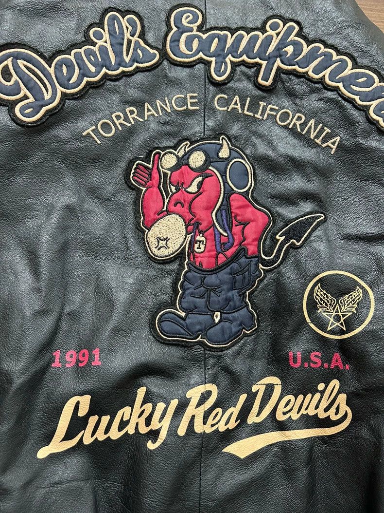 The Real McCoy's Black Leather Flight Jacket with Patches Size US L / EU 52-54 / 3 - 4 Thumbnail