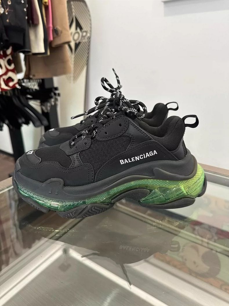 Balenciaga Balenciaga Triple S Black Green Women's Sneakers Size US 6 / EU 39 - 3 Thumbnail