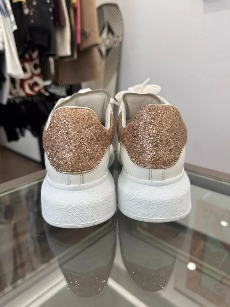 Alexander McQueen Alexander McQueen White Platform Sneakers for Women Size US 7.5 / EU 40-41 - 4 Thumbnail