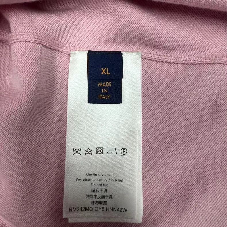 Louis Vuitton LV Louis Vuitton Pink Short Sleeve T-Shirt Size US XL / EU 56 / 4 - 5 Thumbnail