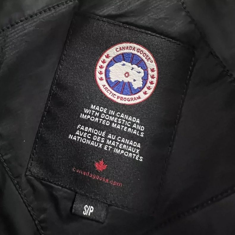 Canada Goose Canada Goose Black Logo Vest Size S Size US S / EU 44-46 / 1 - 5 Thumbnail