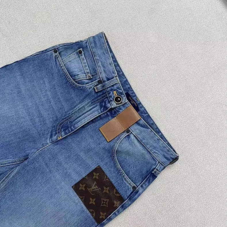 Louis Vuitton Louis Vuitton Straight Leg Denim Pants Size 34 Size US 34 / EU 50 - 5 Thumbnail