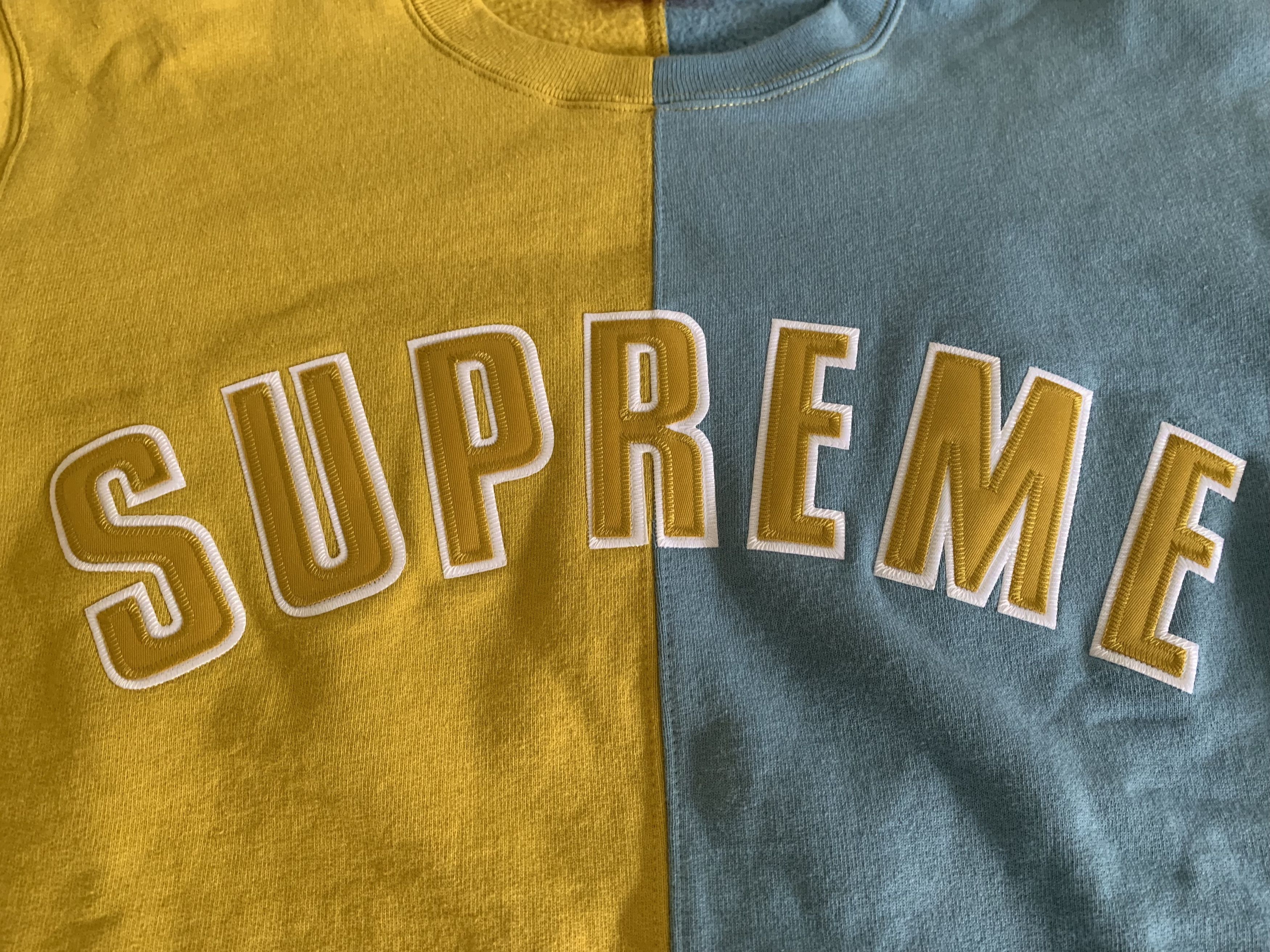 Supreme Supreme Split Arc Logo Crewneck Sweatshirt Mustard / Blue  