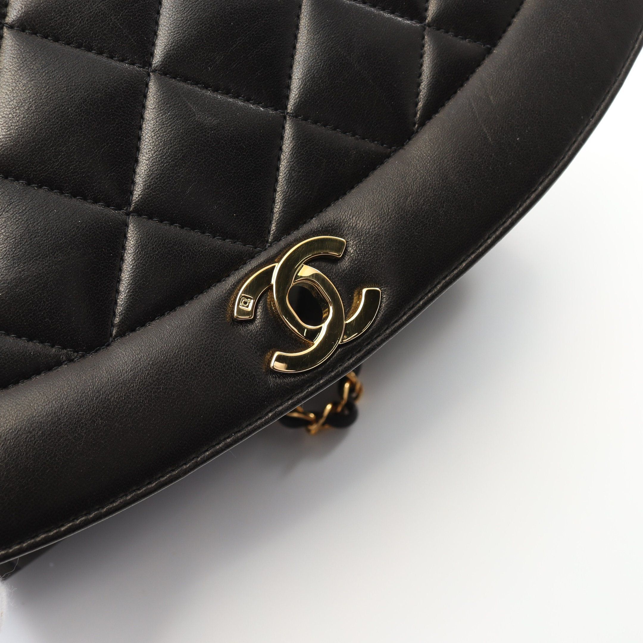 Chanel Chanel Matelasse Diana Flap Chain Shoulder Bag Lambskin Black Gold Hardware Size ONE SIZE - 7 Thumbnail