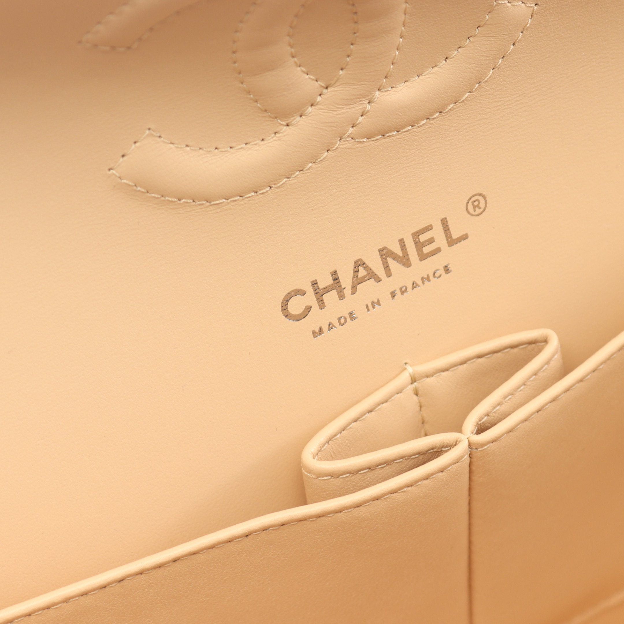 Chanel Chanel Matelasse Double Flap Chain Shoulder Bag Caviar Skin Beige Silver Hardware Size ONE SIZE - 4 Thumbnail