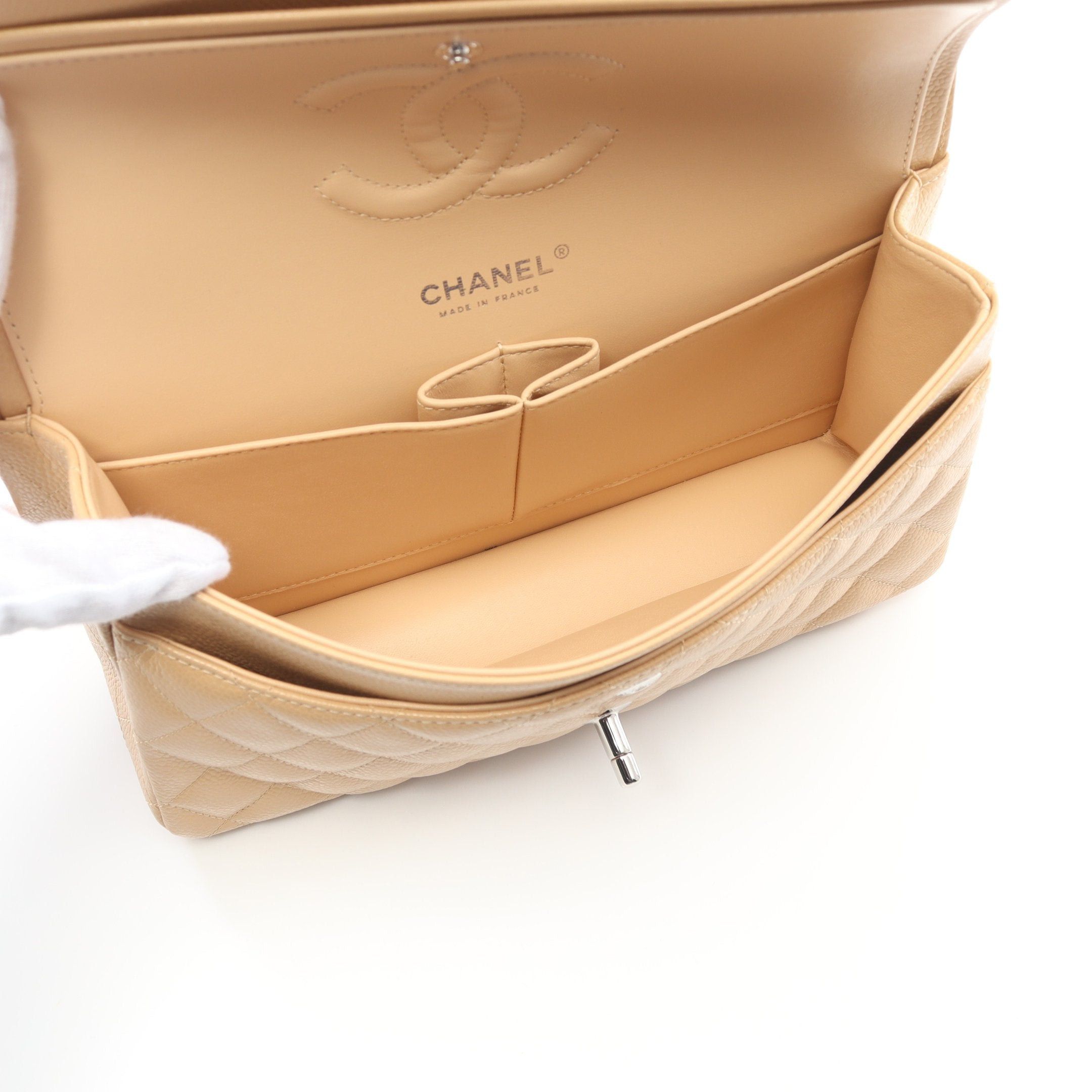 Chanel Chanel Matelasse Double Flap Chain Shoulder Bag Caviar Skin Beige Silver Hardware Size ONE SIZE - 3 Thumbnail