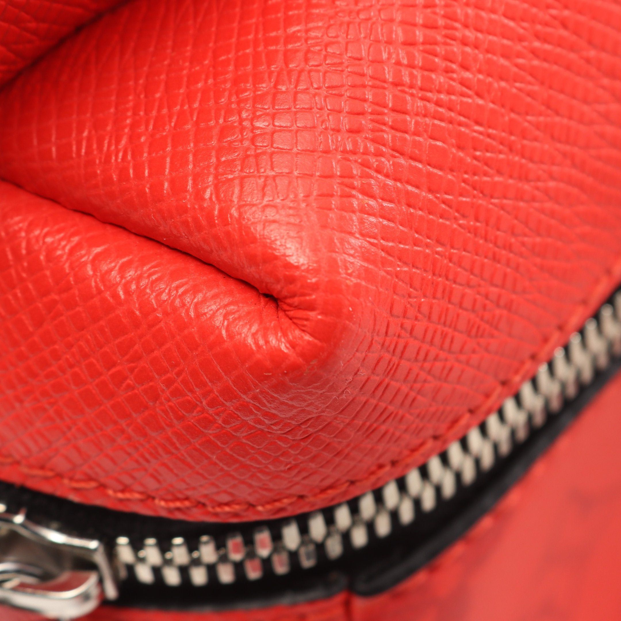 Louis Vuitton Louis Vuitton Outdoor Messenger Pm Taigarama Rouge Shoulder Bag Leather Red Size ONE SIZE - 7 Thumbnail