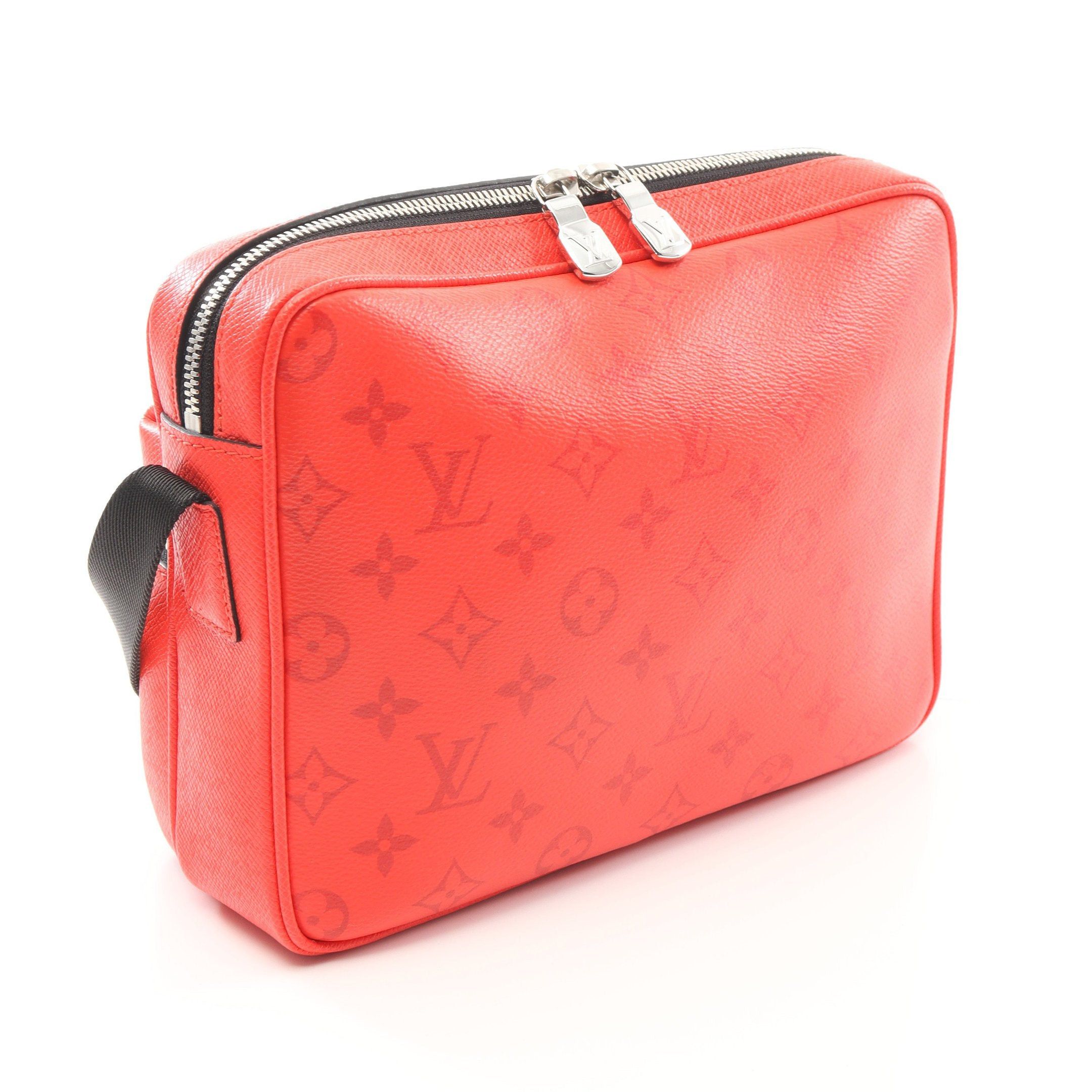 Louis Vuitton Louis Vuitton Outdoor Messenger Pm Taigarama Rouge Shoulder Bag Leather Red Size ONE SIZE - 2 Thumbnail