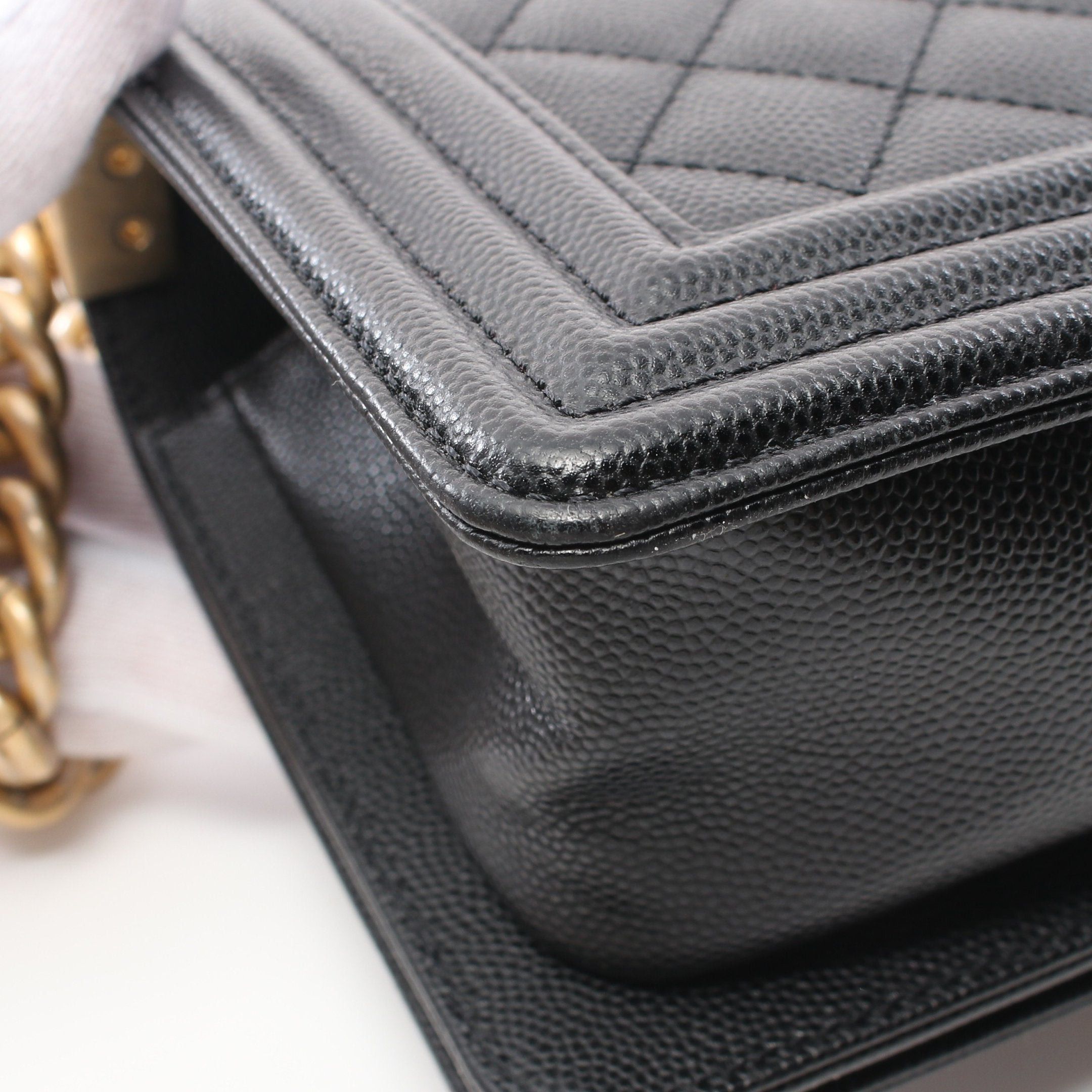 Chanel Chanel Boy Chanel Small Chain Shoulder Bag Caviar Skin Black Gold Hardware Size ONE SIZE - 6 Thumbnail