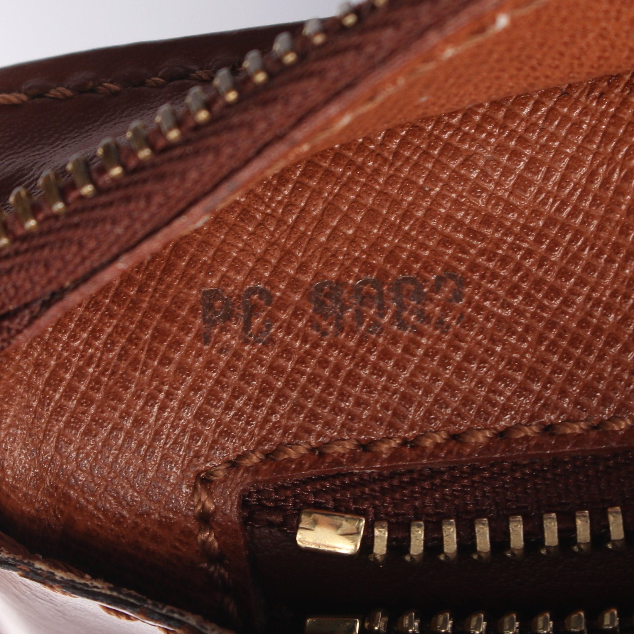 Louis Vuitton Louis Vuitton Enghien Monogram Shoulder Bag Leather Brown Size ONE SIZE - 5 Thumbnail