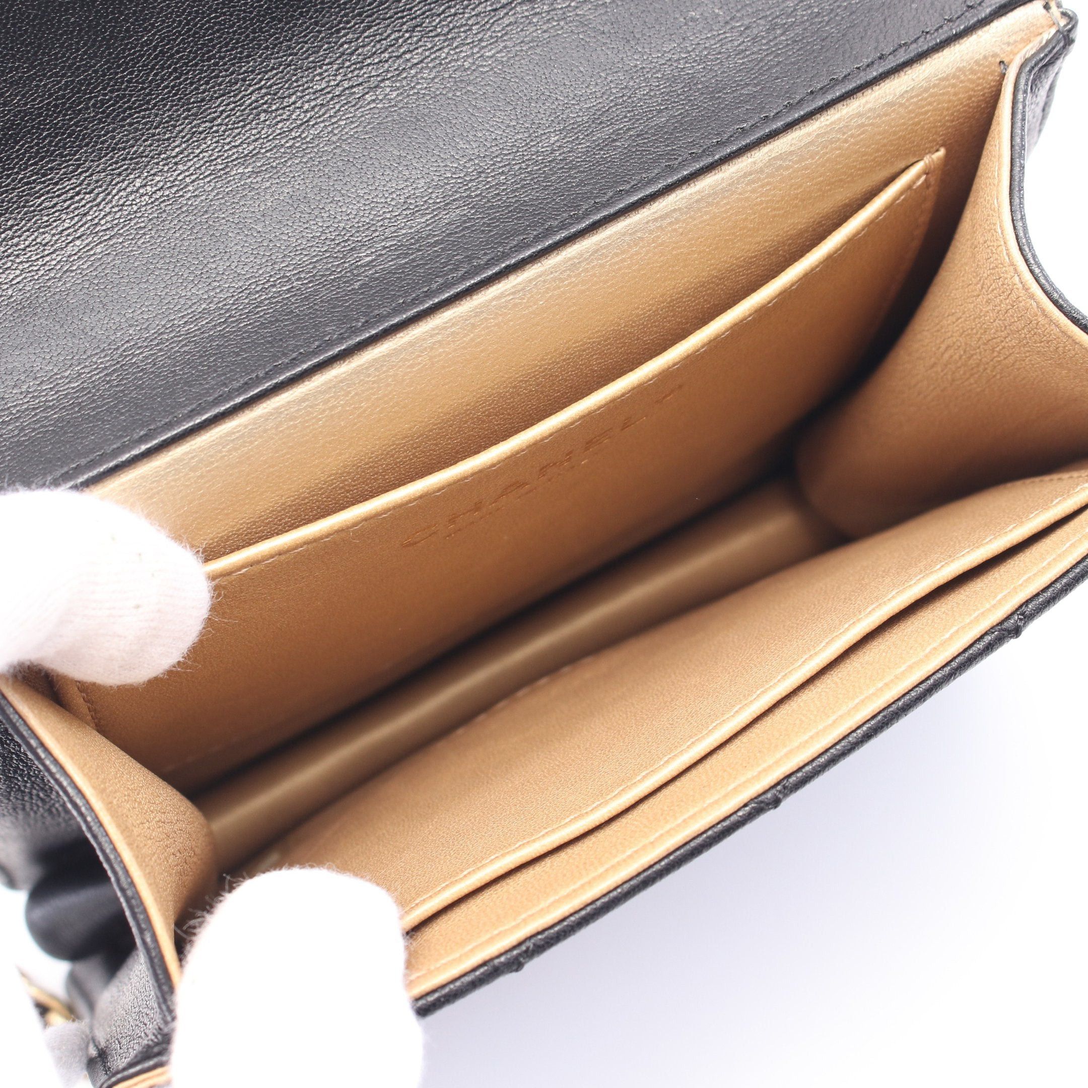 Chanel Chanel Matelasse Pearl Chain Shoulder Bag Lambskin Black Gold Hardware Size ONE SIZE - 3 Thumbnail
