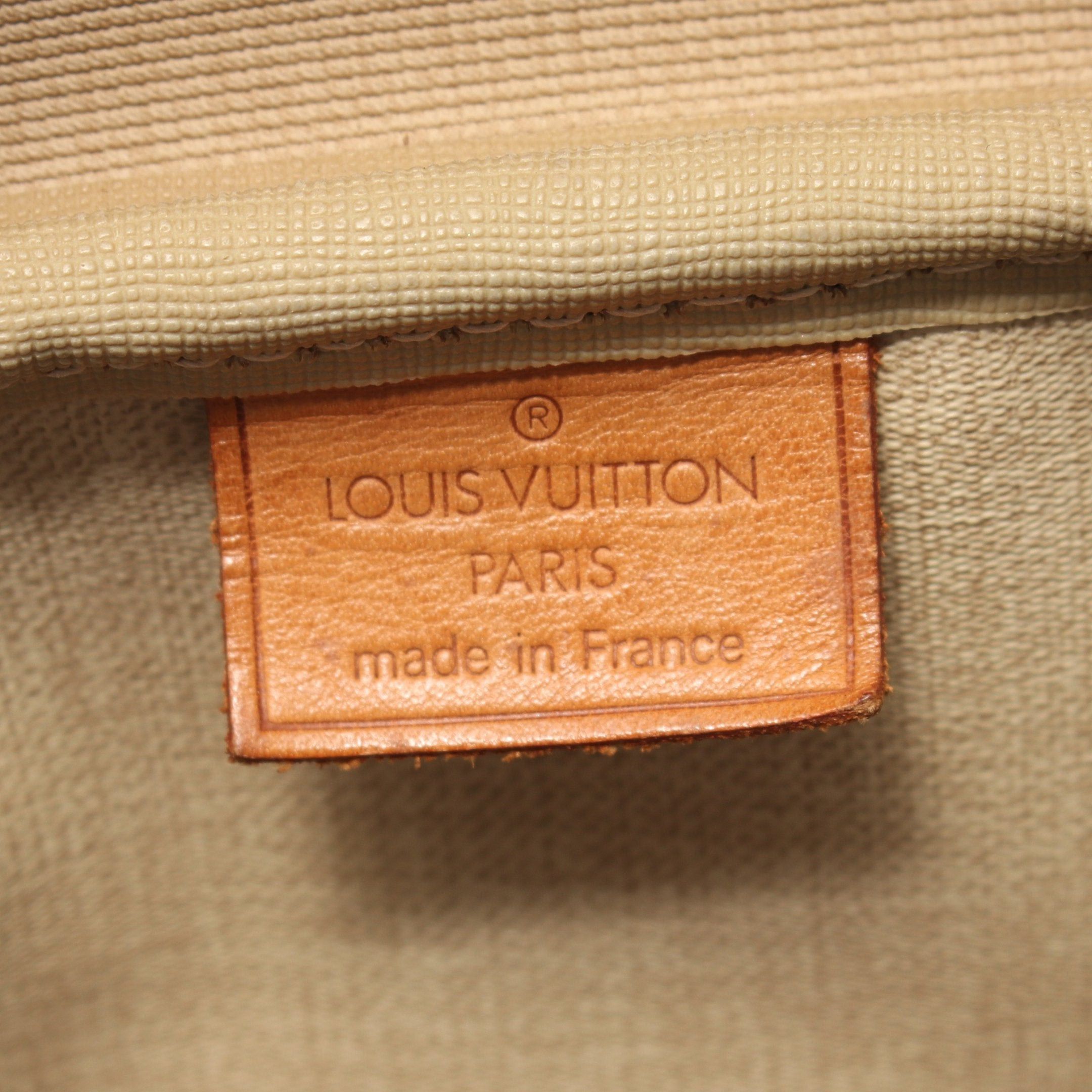 Louis Vuitton Louis Vuitton Deauville Bowling Vanity Monogram Handbag Leather Brown Size ONE SIZE - 4 Thumbnail