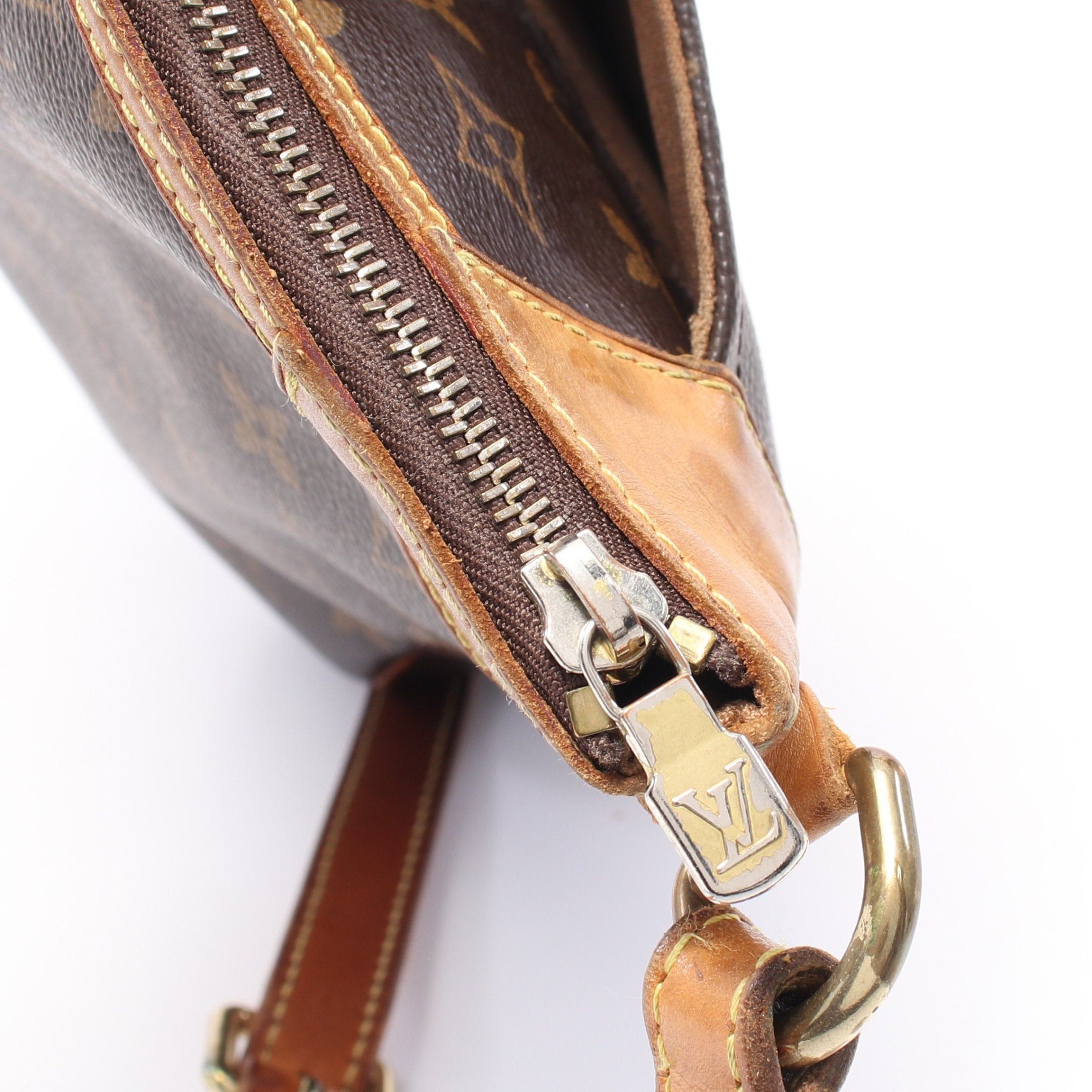 Louis Vuitton Louis Vuitton Odeon Mm Monogram Shoulder Bag Leather Brown Size ONE SIZE - 11 Thumbnail