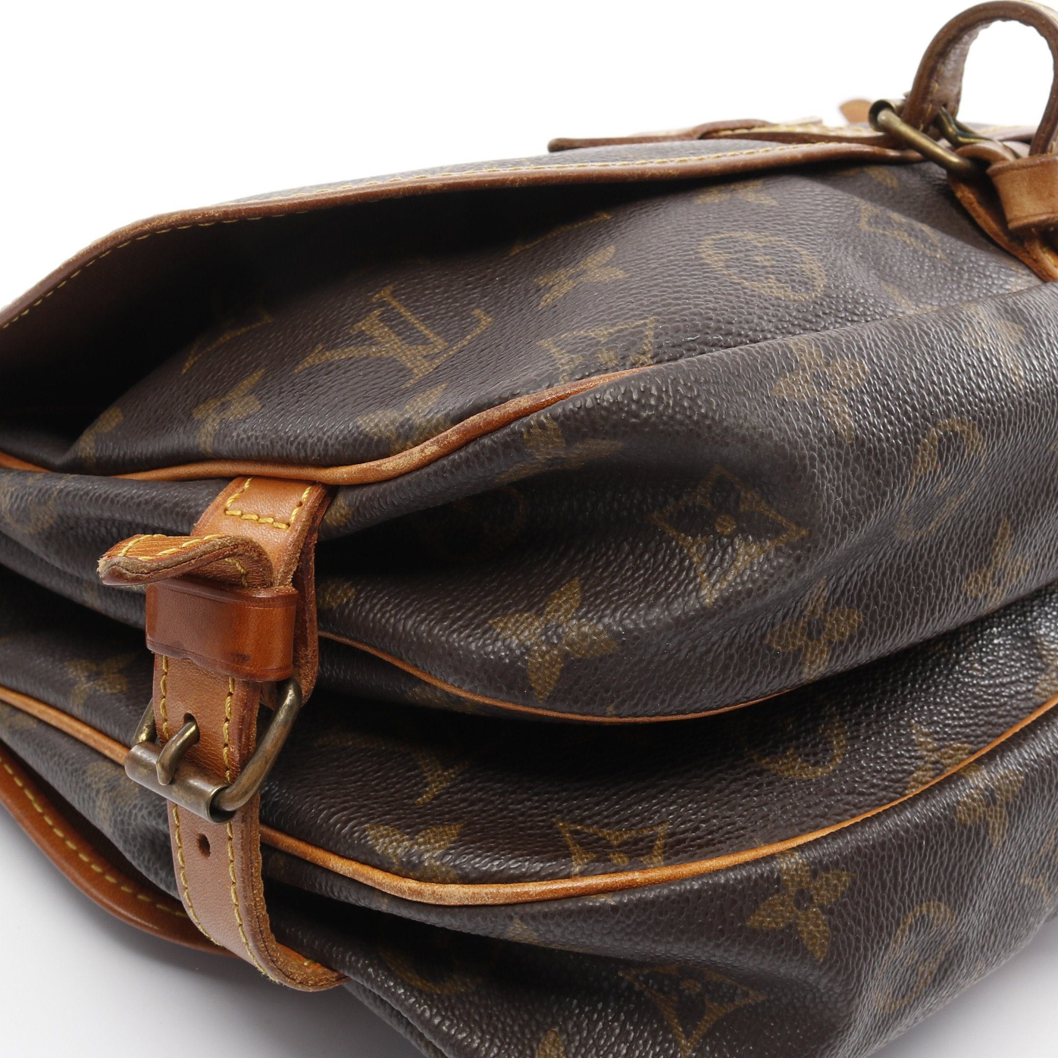 Louis Vuitton Louis Vuitton Saumur 30 Monogram Shoulder Bag Leather Brown Size ONE SIZE - 7 Thumbnail