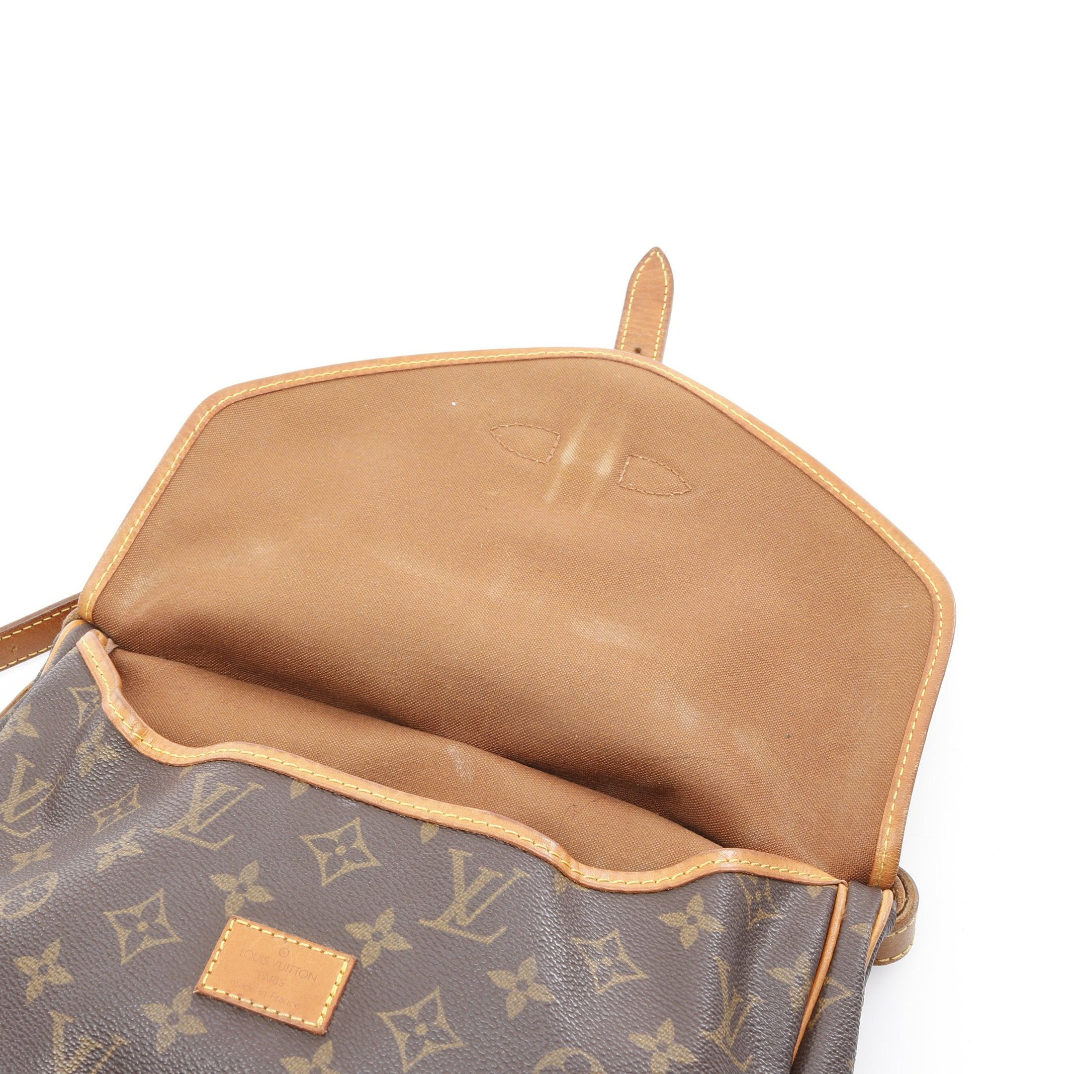 Louis Vuitton Louis Vuitton Saumur 30 Monogram Shoulder Bag Leather Brown Size ONE SIZE - 13 Thumbnail