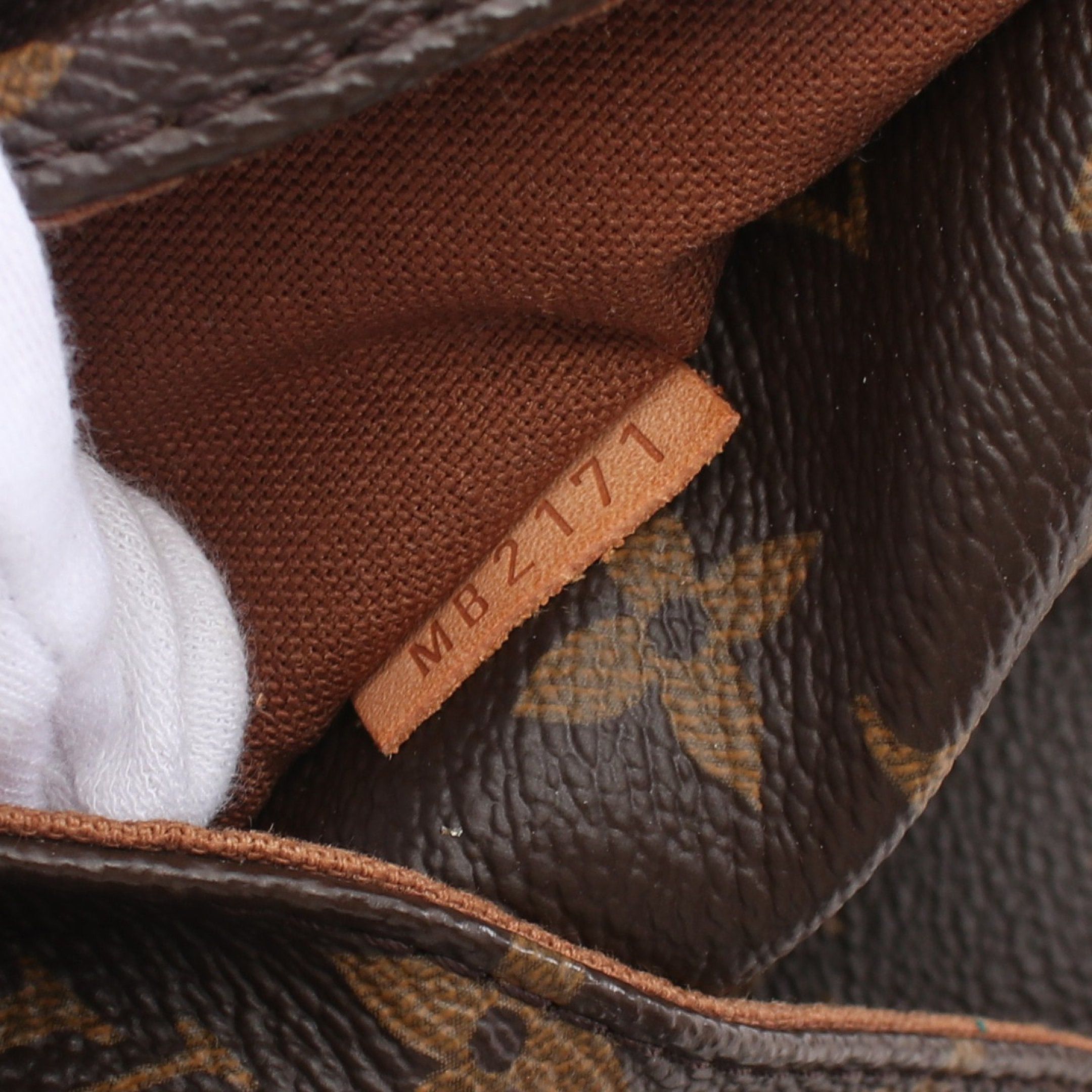 Louis Vuitton Louis Vuitton Totally Mm Monogram Shoulder Bag Tote Leather Brown Size ONE SIZE - 5 Thumbnail
