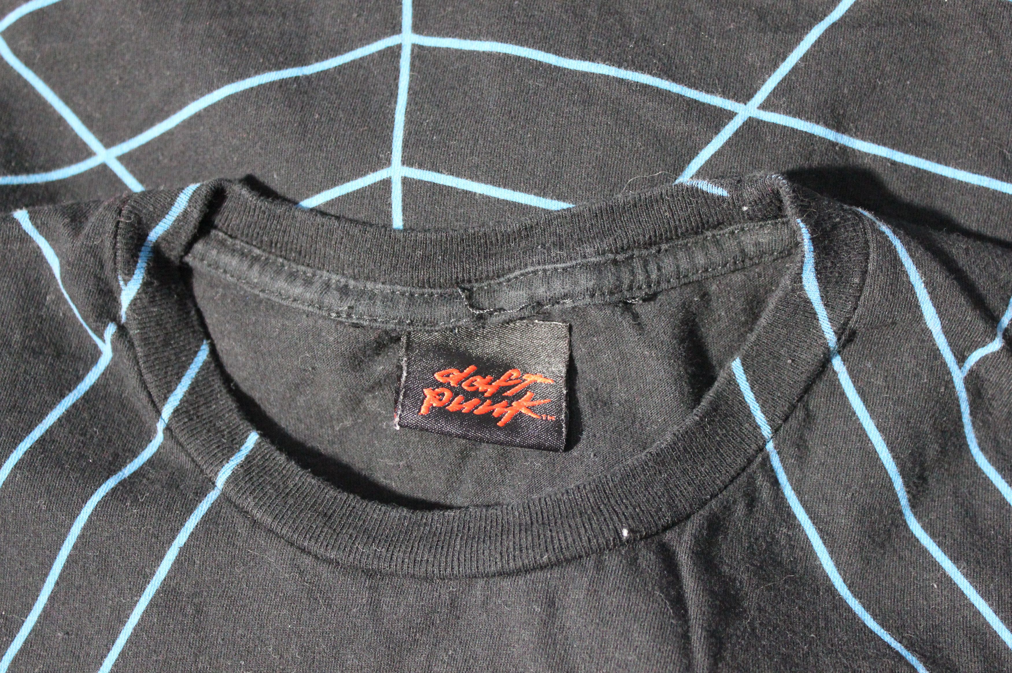 Band Tees Rare Original Daft Punk tee 2007 ALIVE Tour Size US S / EU 44-46 / 1 - 6 Thumbnail