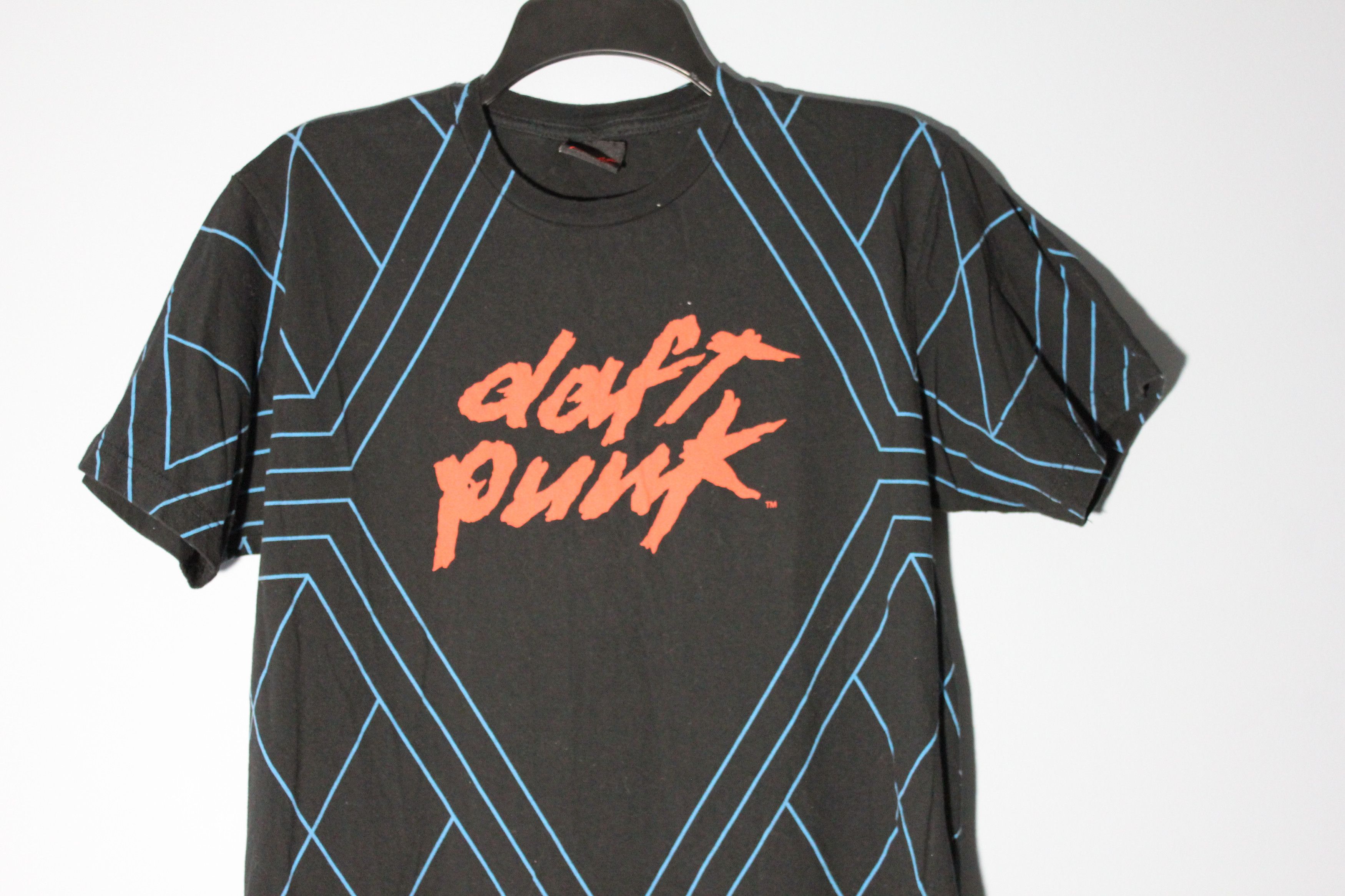 Band Tees Rare Original Daft Punk tee 2007 ALIVE Tour Size US S / EU 44-46 / 1 - 2 Thumbnail