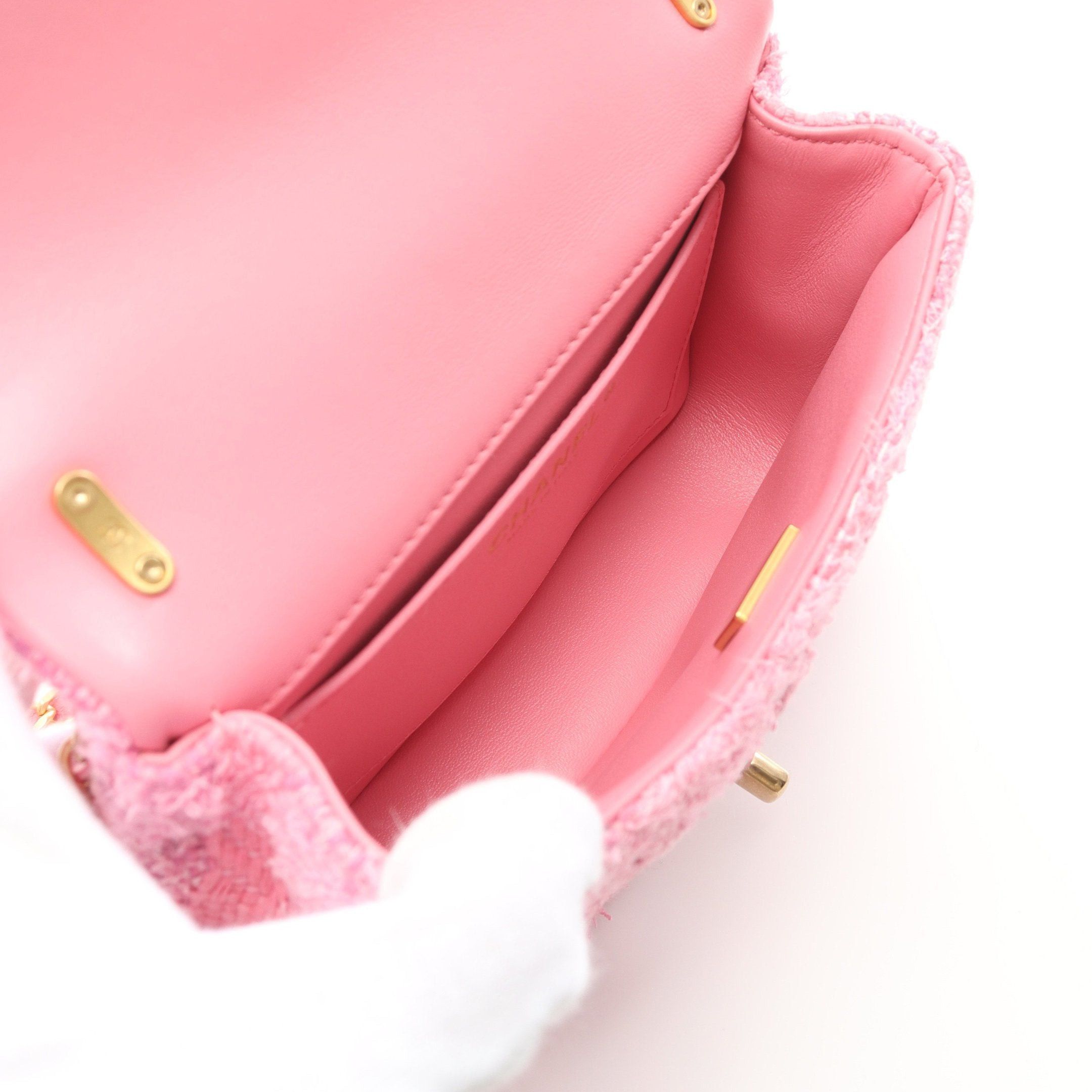 Chanel Chanel Mini Matelasse Chain Shoulder Bag Tweed Pink Gold Hardware Size ONE SIZE - 3 Thumbnail