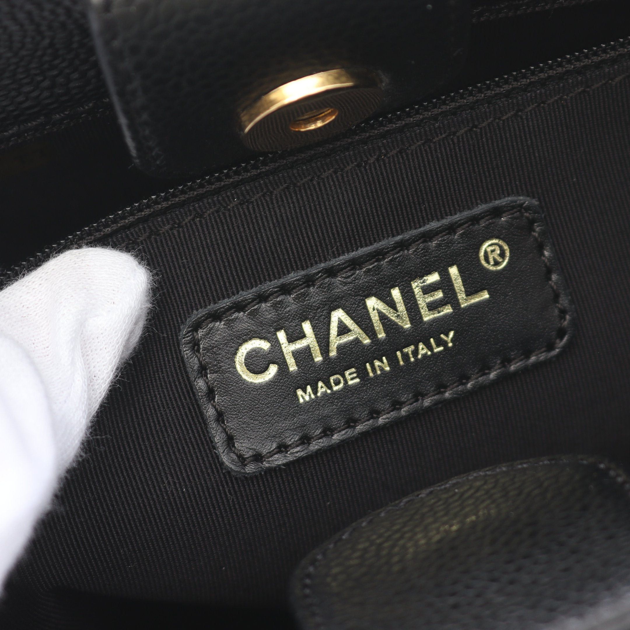Chanel Chanel Matelasse Pst Chain Shoulder Bag Tote Caviar Skin Black Gold Hardware Size ONE SIZE - 4 Thumbnail