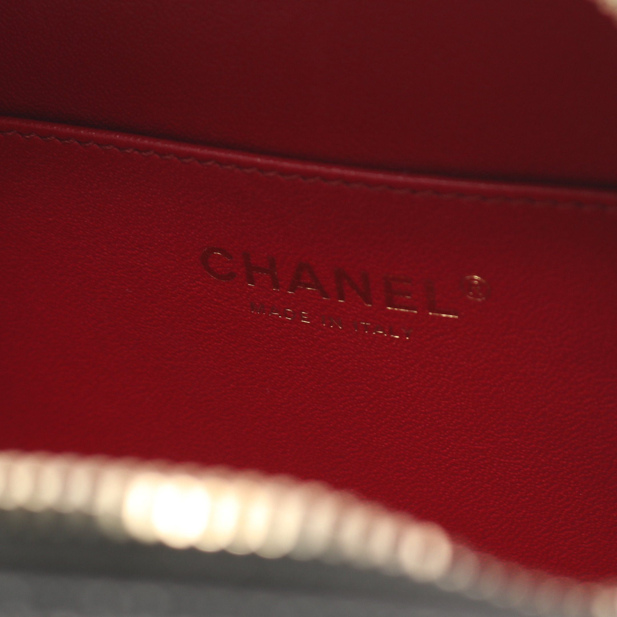 Chanel Chanel Cc Filigree Chain Shoulder Bag Caviar Skin Black Gold Hardware Size ONE SIZE - 4 Thumbnail