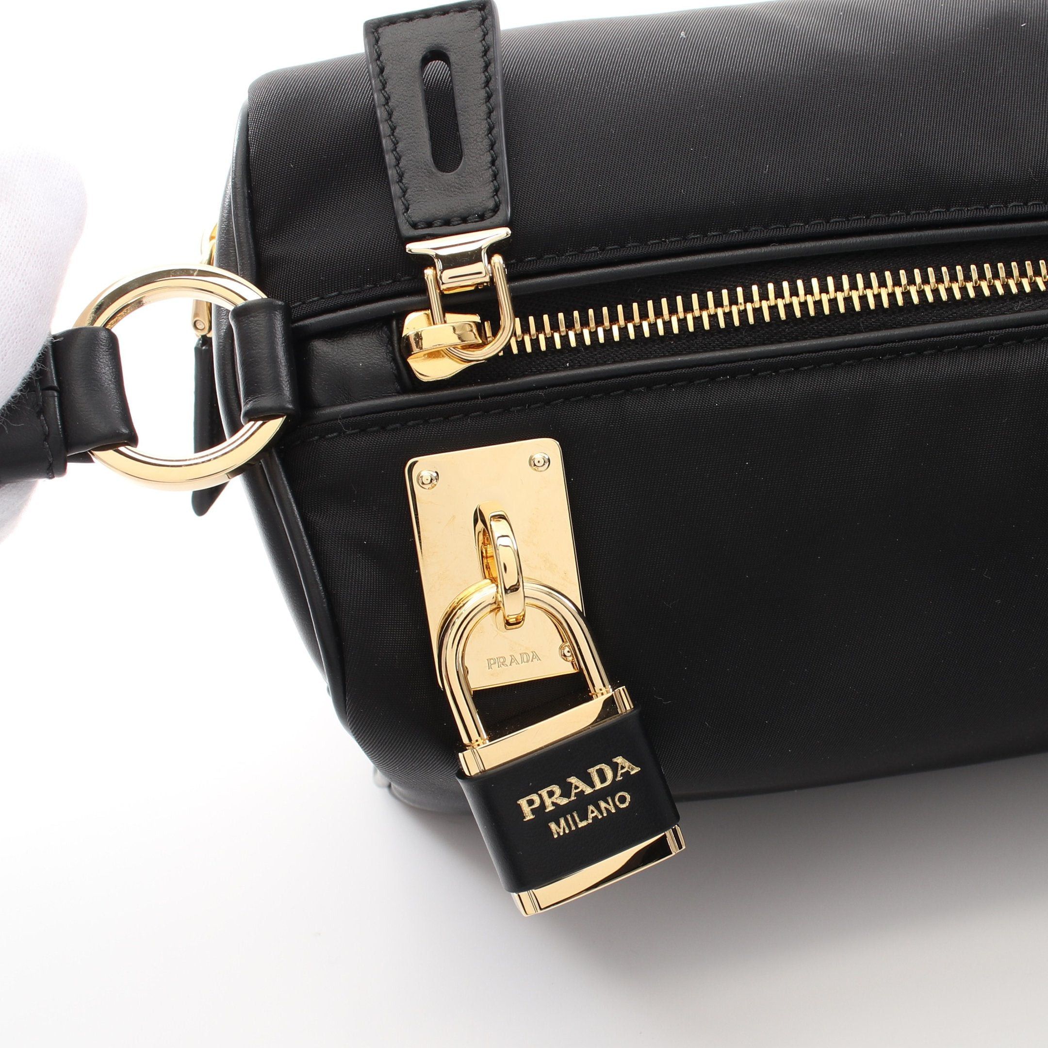 Prada Prada Tessuto Vitello Shoulder Bag Nylon Leather Black Size ONE SIZE - 5 Thumbnail