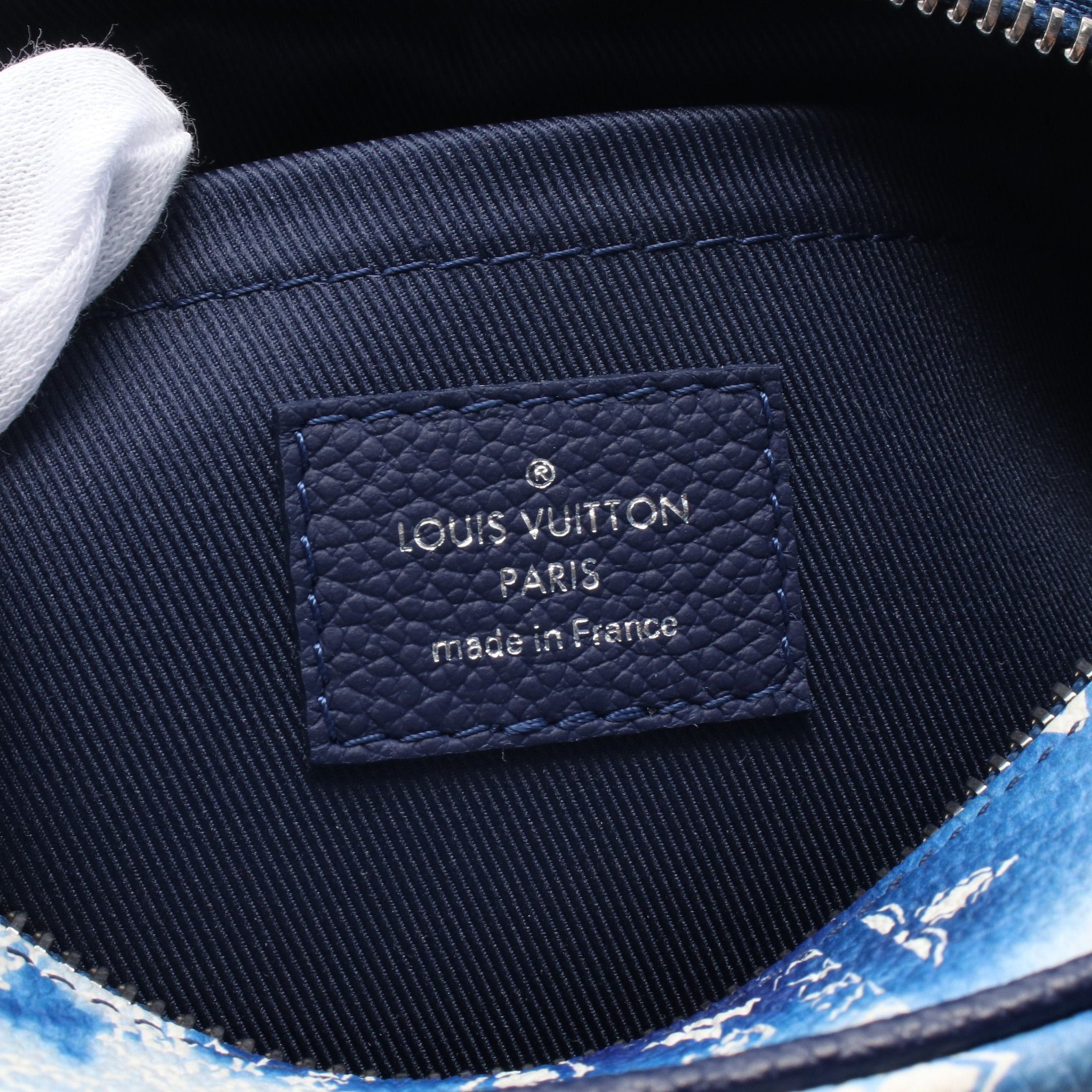 Louis Vuitton Louis Vuitton Mini Soft Trunk Chain Shoulder Bag Leather Navy Blue White Size ONE SIZE - 4 Thumbnail