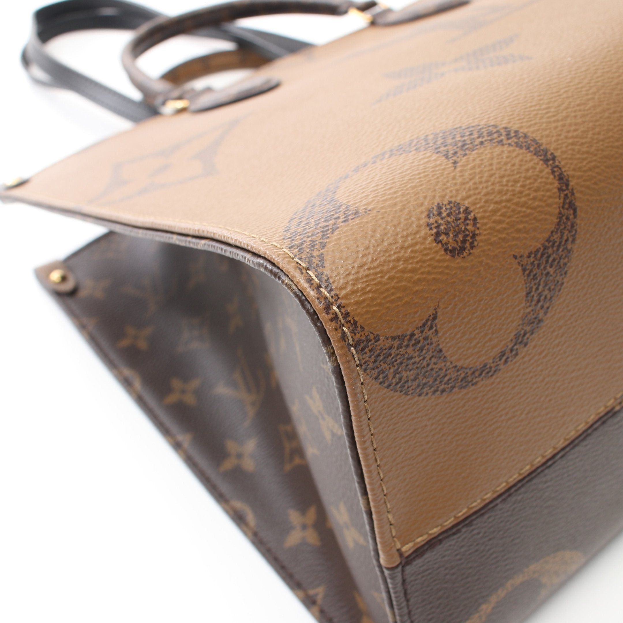 Louis Vuitton Louis Vuitton On-The-Go Mm Monogram Giant Reverse Shoulder Bag Tote Leather Brown Beige Size ONE SIZE - 8 Thumbnail