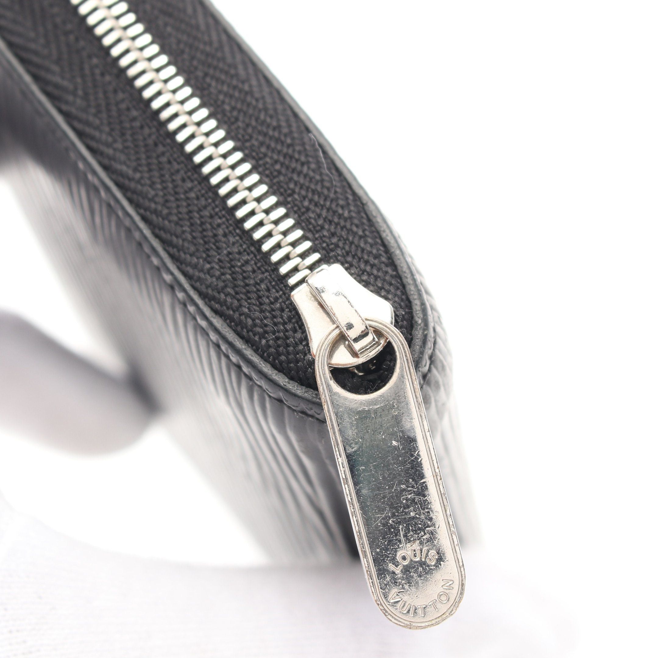 Louis Vuitton Louis Vuitton Zippy Coin Purse Epi Noir Card Case Leather Black Size ONE SIZE - 8 Thumbnail